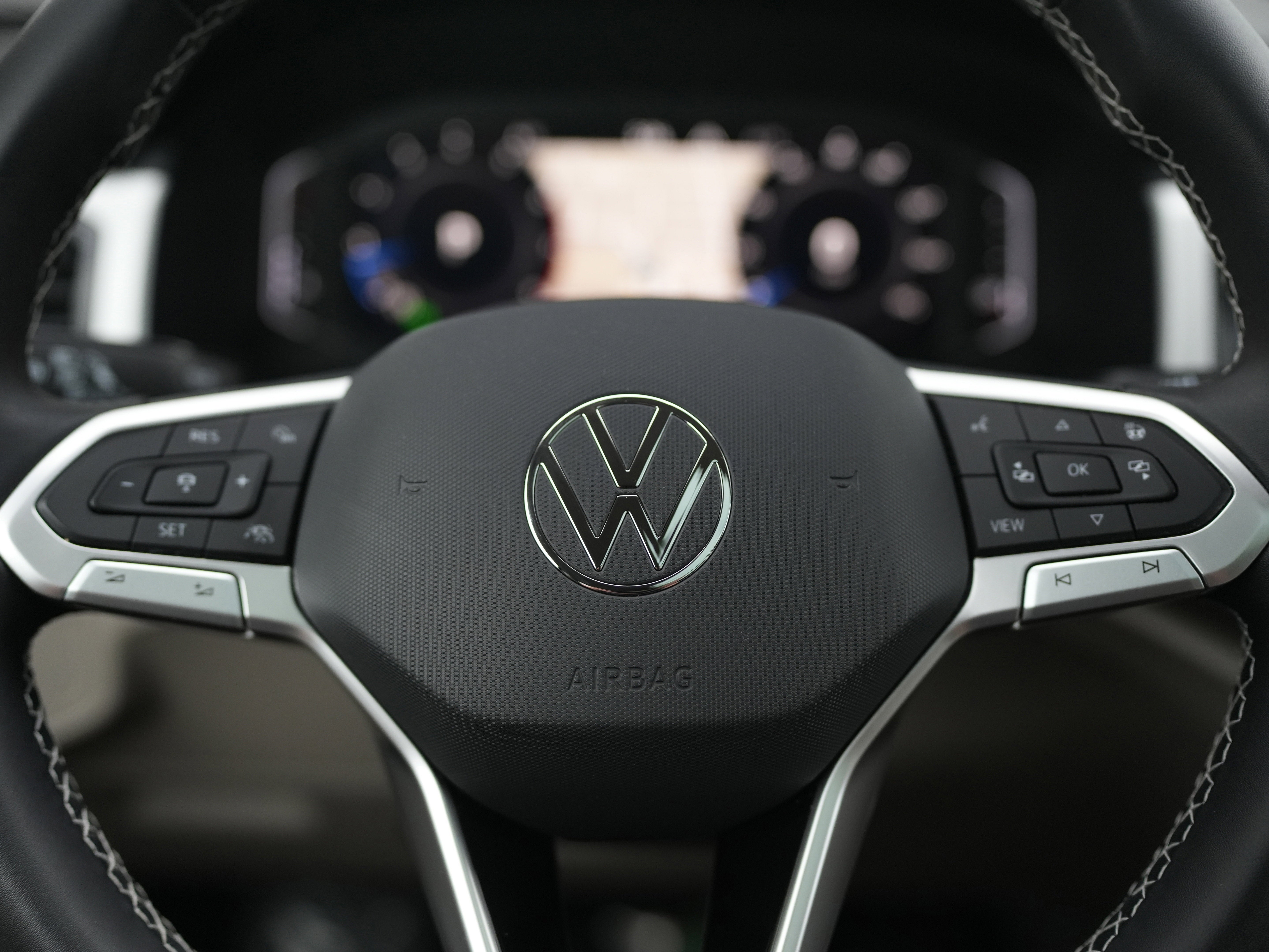 2023 Volkswagen Atlas 3.6L V6 SEL