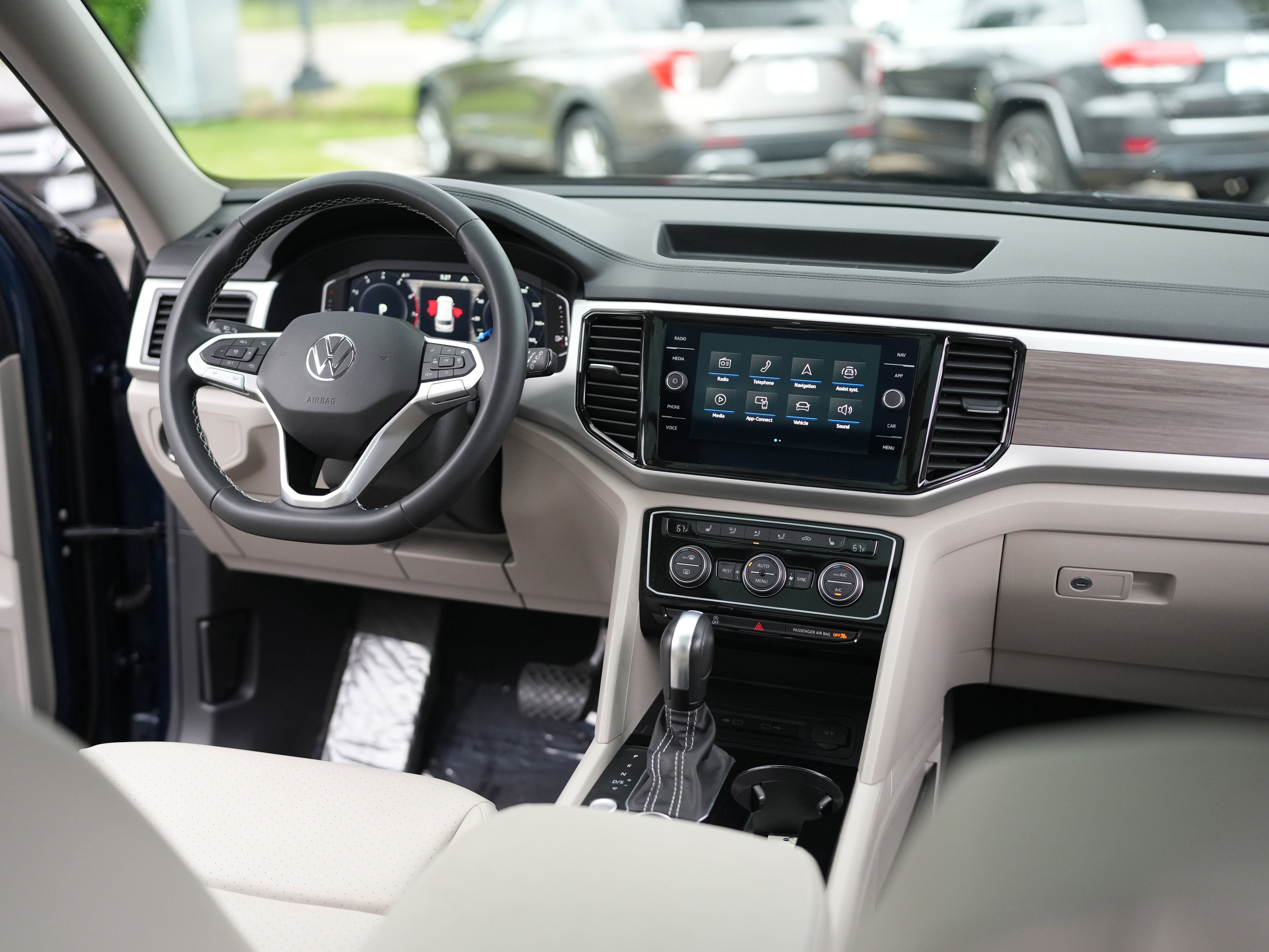 2023 Volkswagen Atlas 3.6L V6 SEL
