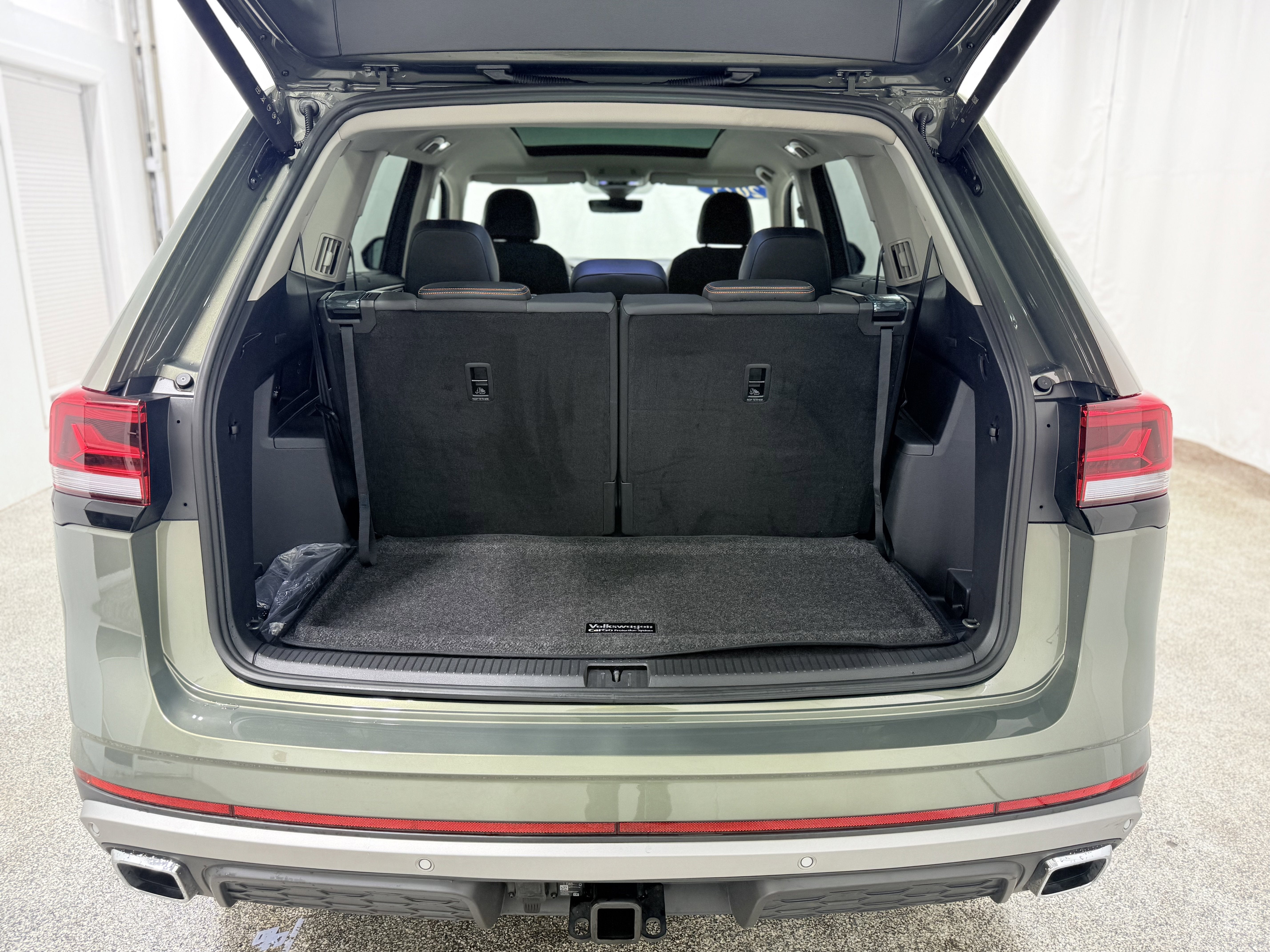 2025 Volkswagen Atlas 2.0T Peak Edition