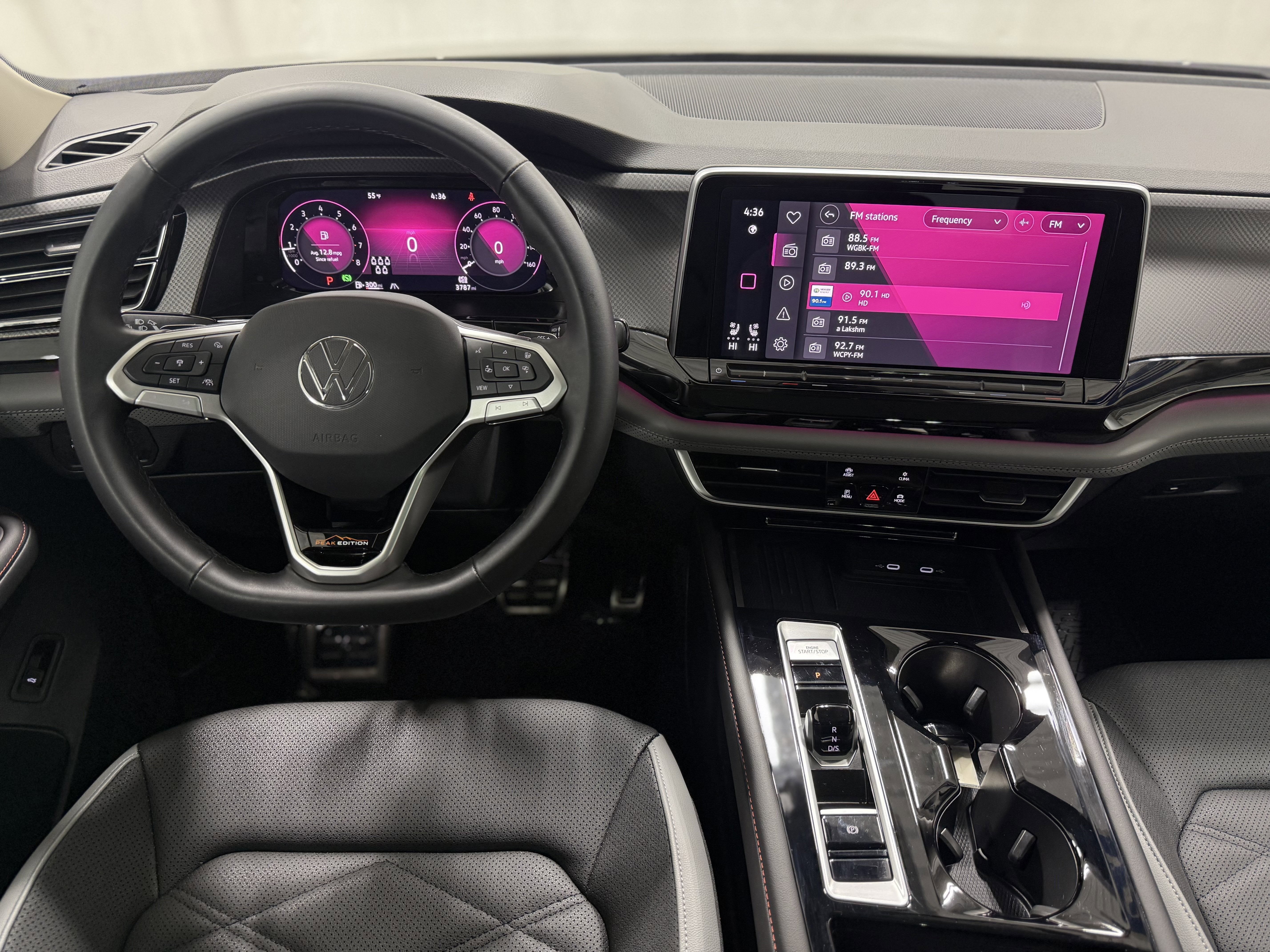 2025 Volkswagen Atlas 2.0T Peak Edition