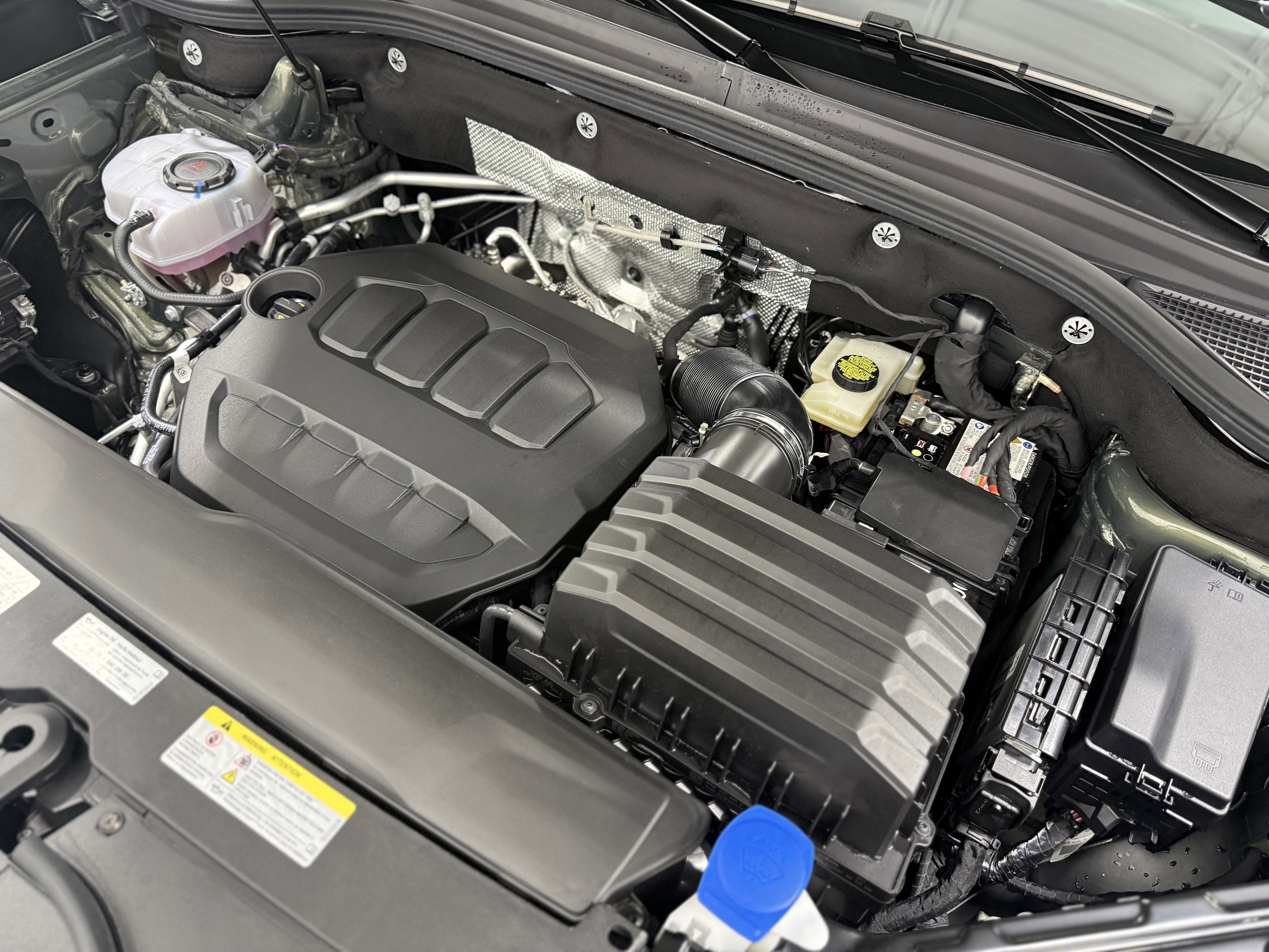 2025 Volkswagen Atlas 2.0T Peak Edition