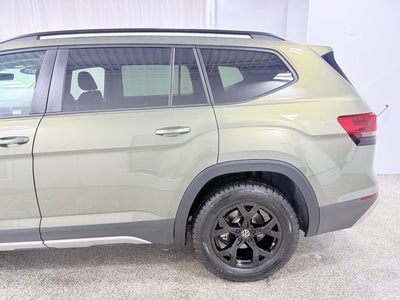 2025 Volkswagen Atlas 2.0T Peak Edition