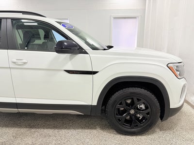 2025 Volkswagen Atlas 2.0T Peak Edition