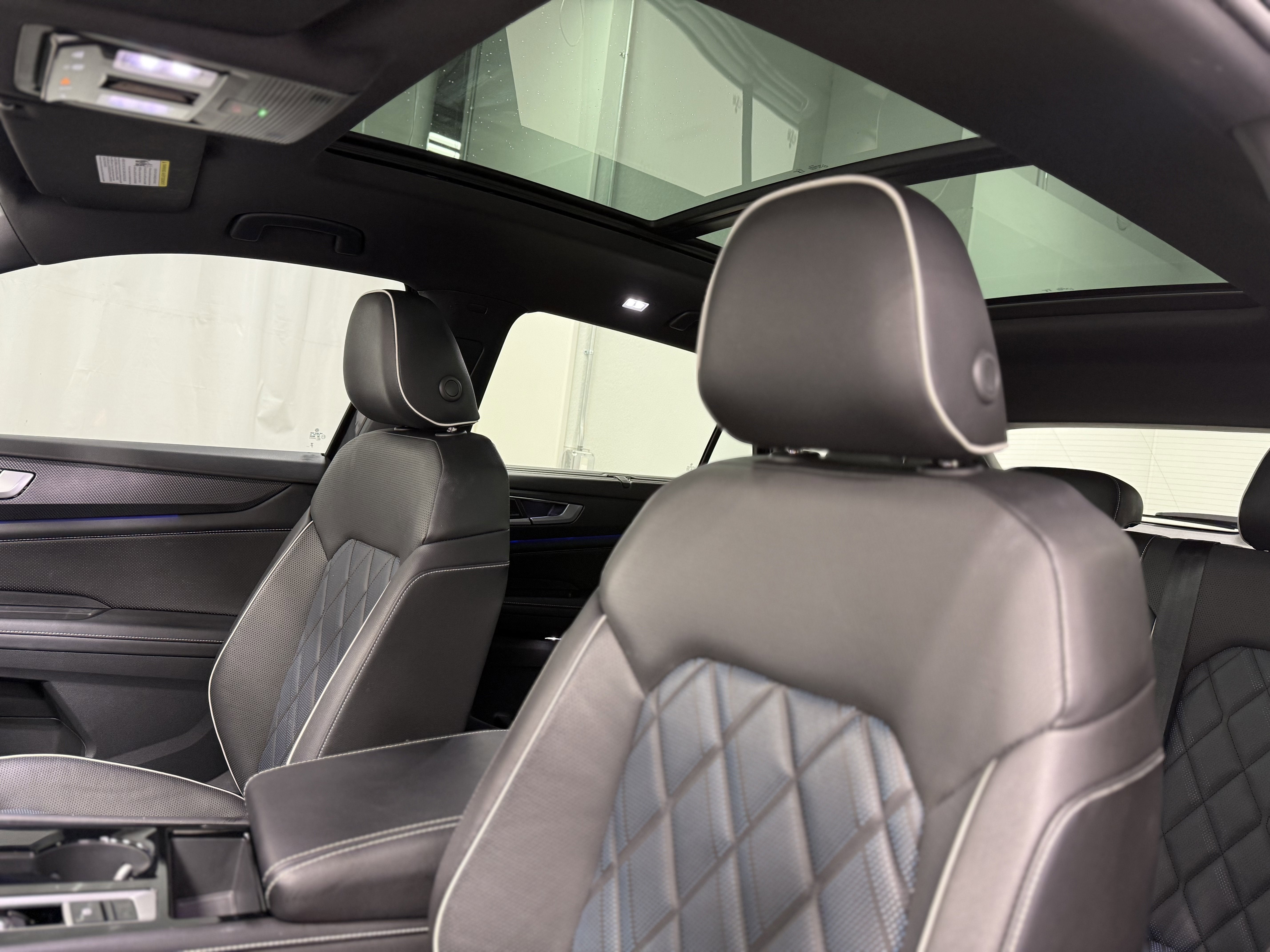 2024 Volkswagen Atlas Cross Sport 2.0T SEL Premium R-Line