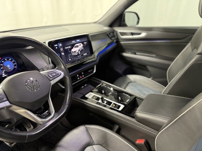 2024 Volkswagen Atlas Cross Sport 2.0T SEL Premium R-Line