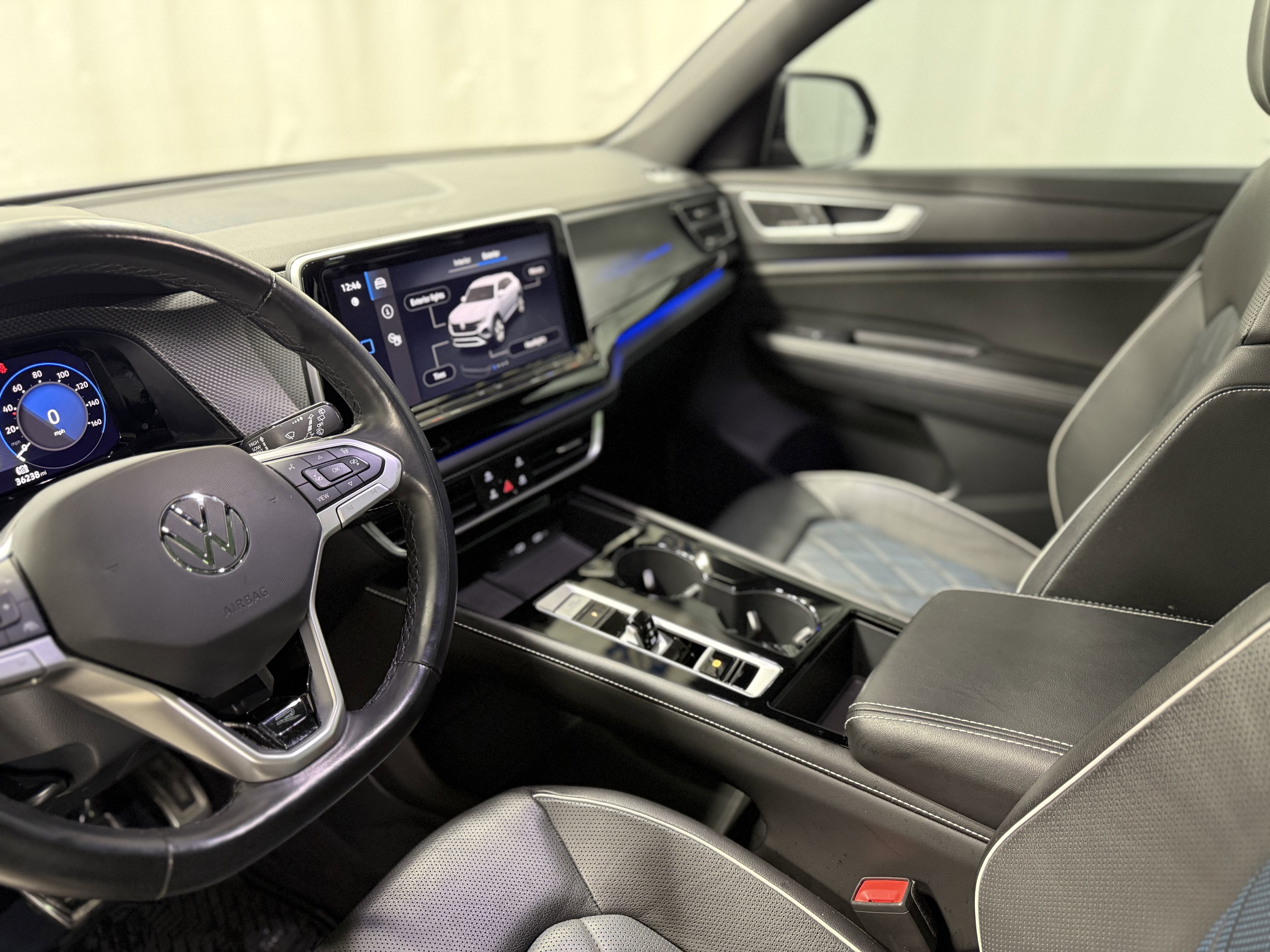 2024 Volkswagen Atlas Cross Sport 2.0T SEL Premium R-Line