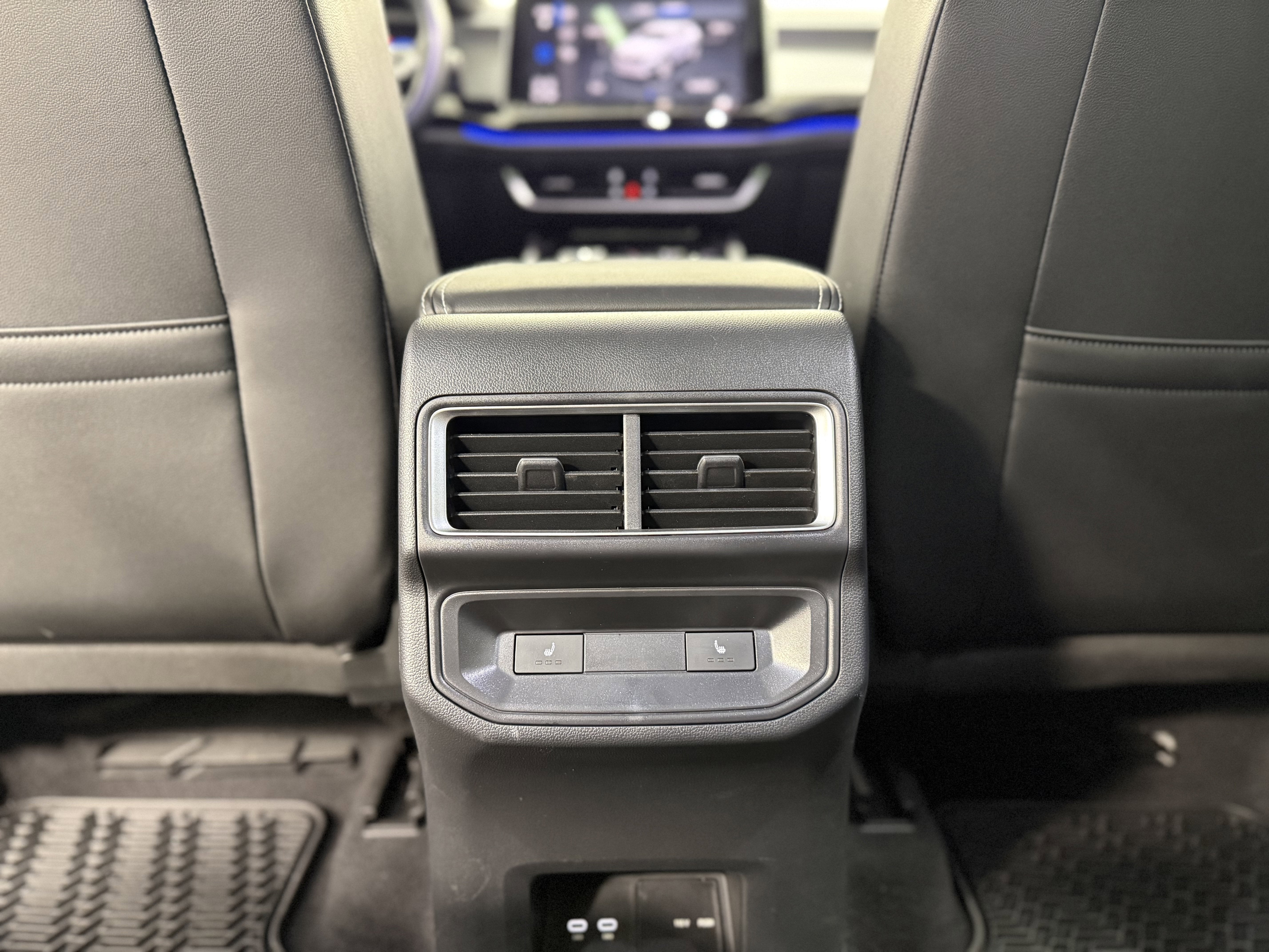 2024 Volkswagen Atlas Cross Sport 2.0T SEL Premium R-Line