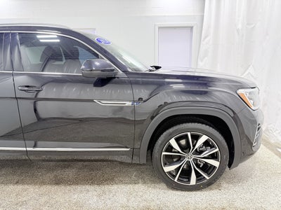 2024 Volkswagen Atlas Cross Sport 2.0T SEL Premium R-Line