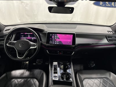 2024 Volkswagen Atlas Cross Sport 2.0T SEL Premium R-Line