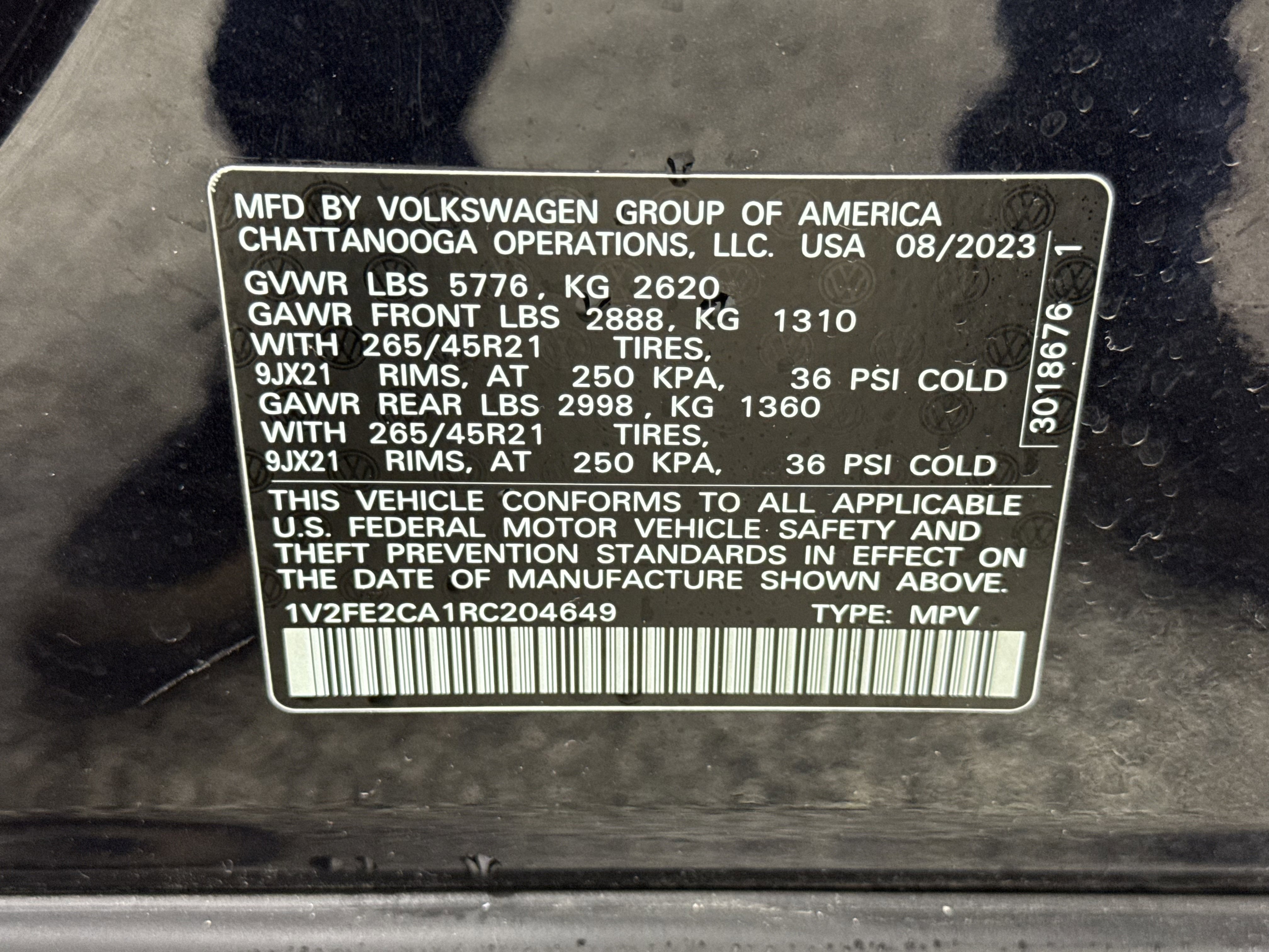 2024 Volkswagen Atlas Cross Sport 2.0T SEL Premium R-Line