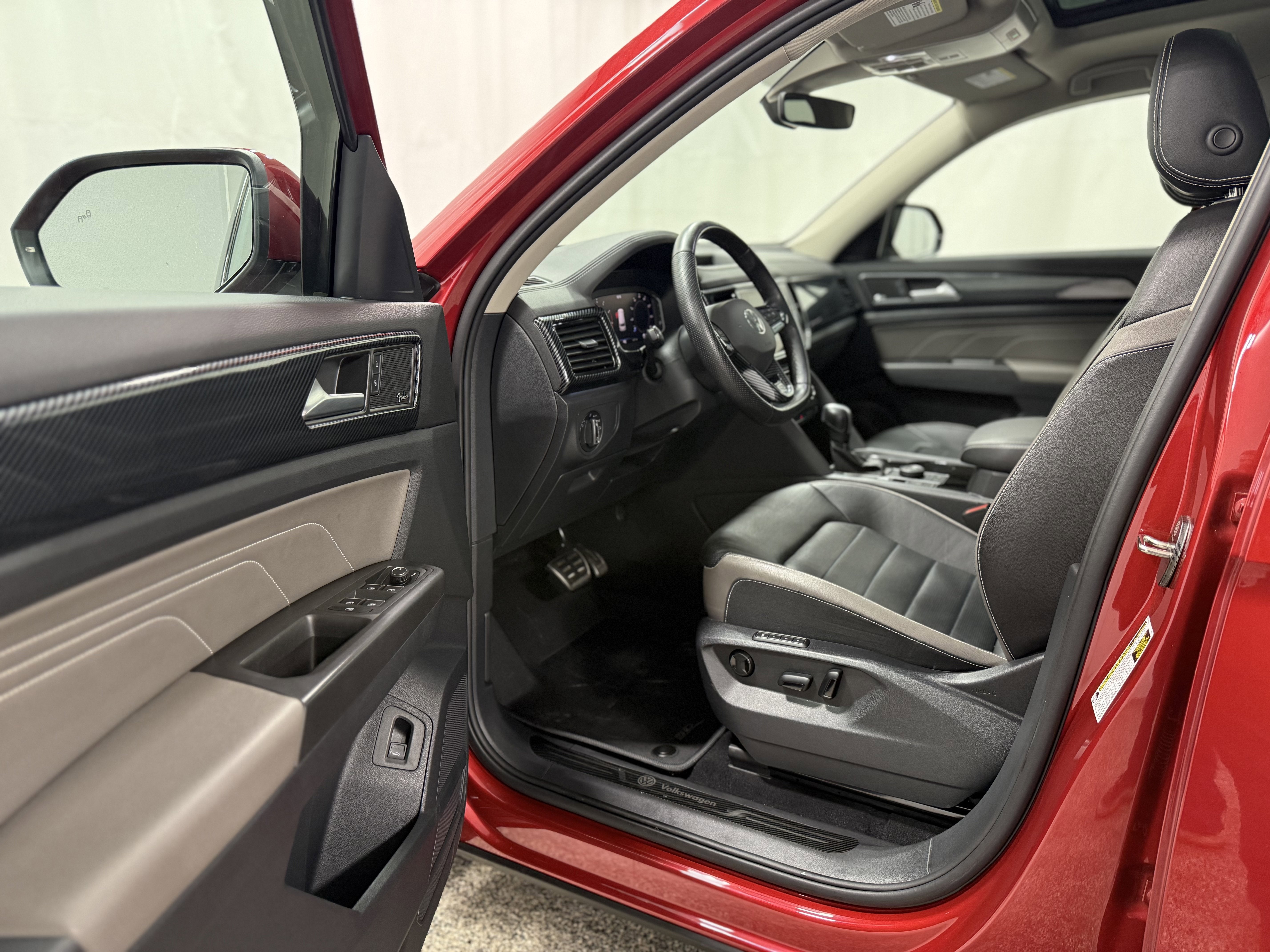 2023 Volkswagen Atlas 3.6L V6 SEL Premium R-Line