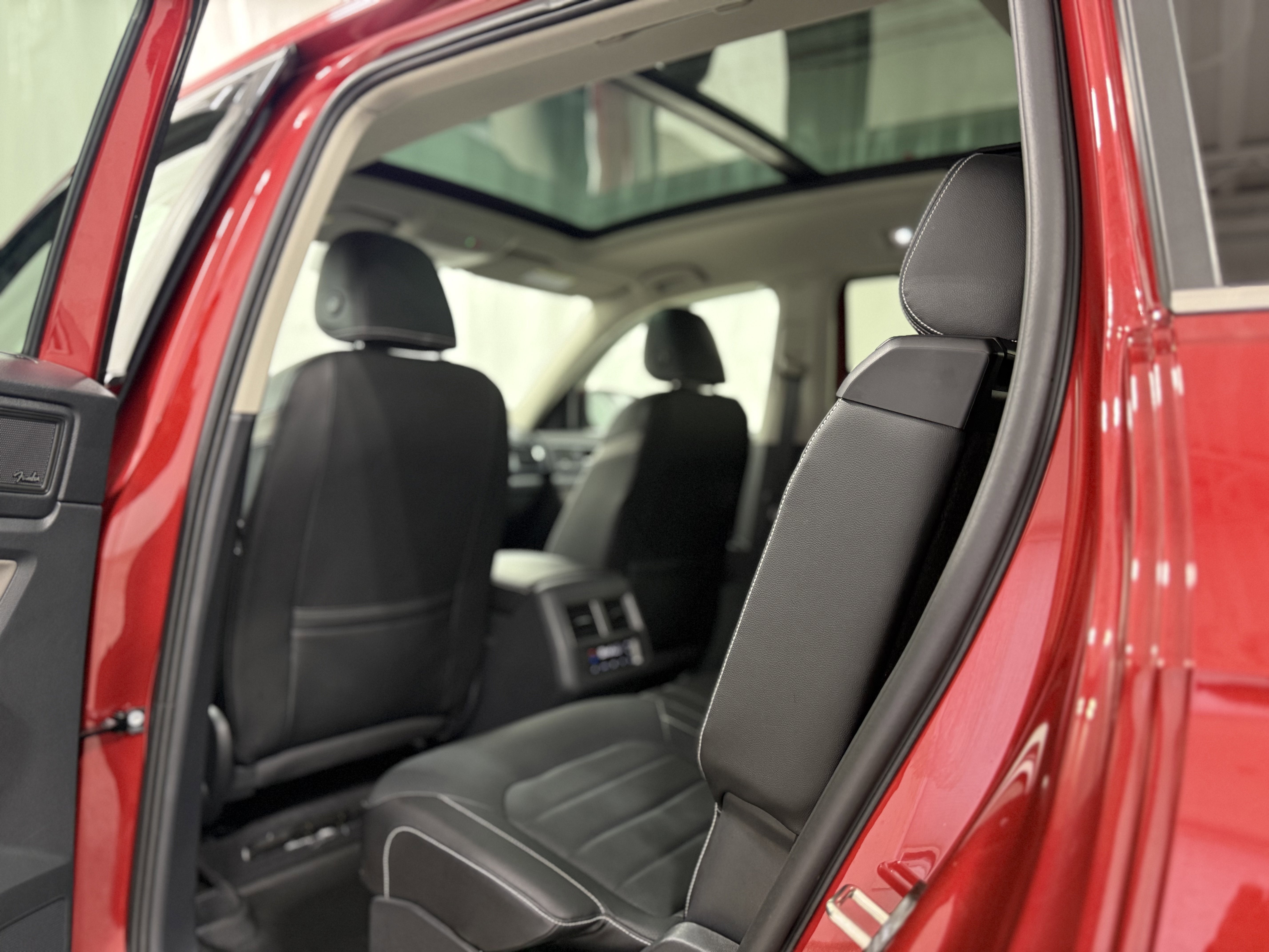 2023 Volkswagen Atlas 3.6L V6 SEL Premium R-Line