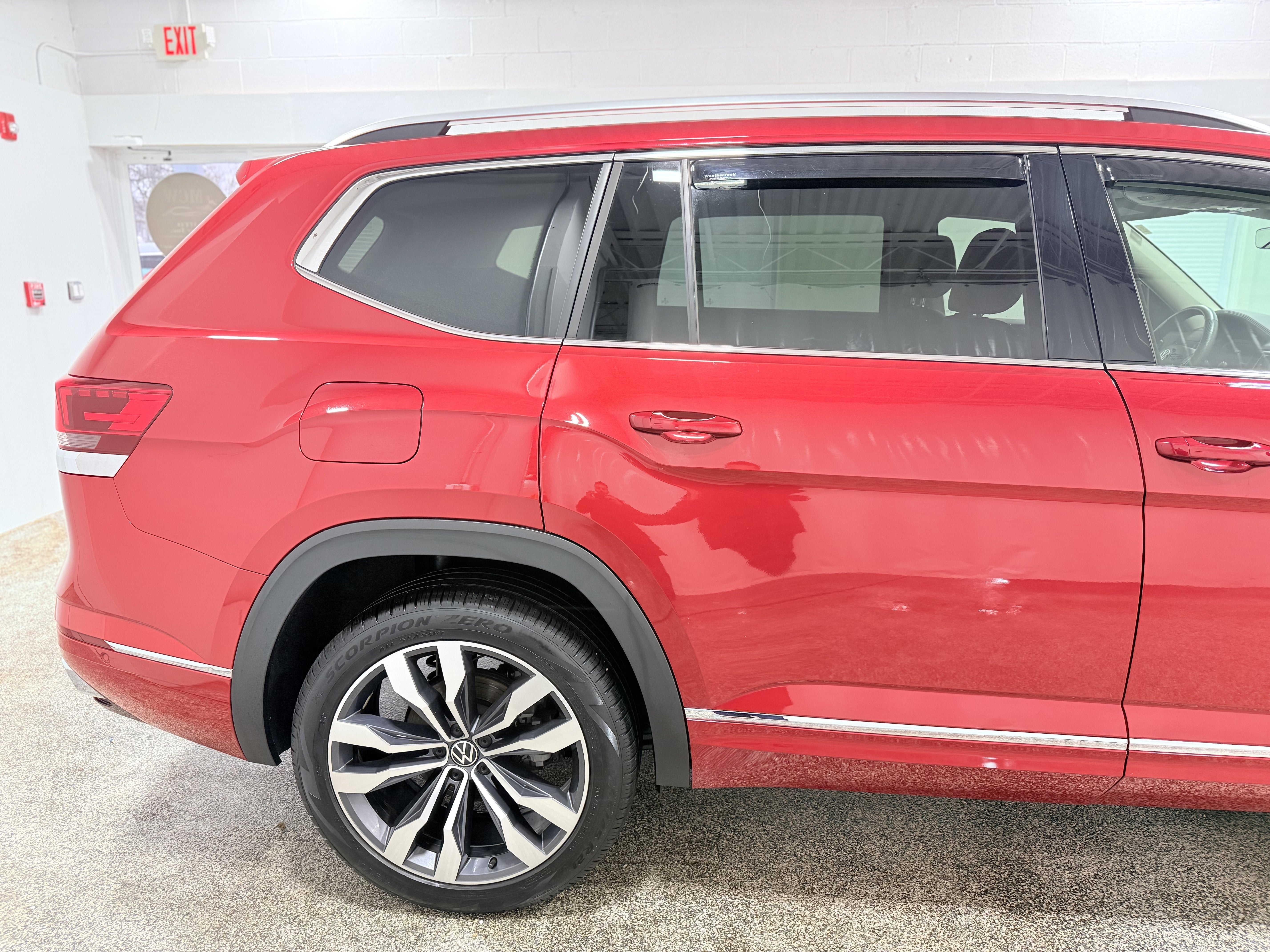 2023 Volkswagen Atlas 3.6L V6 SEL Premium R-Line