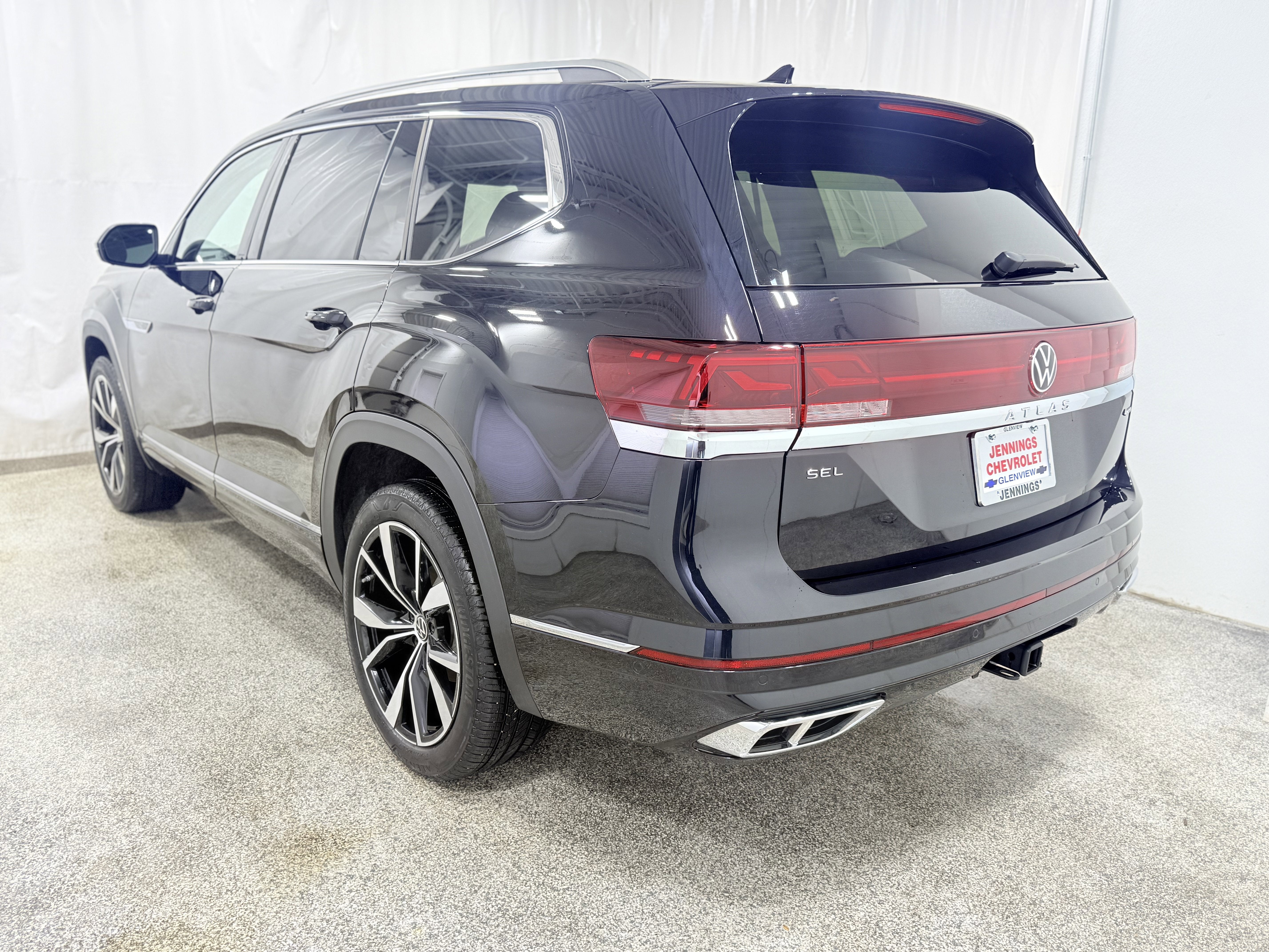 2024 Volkswagen Atlas 2.0T SEL Premium R-Line