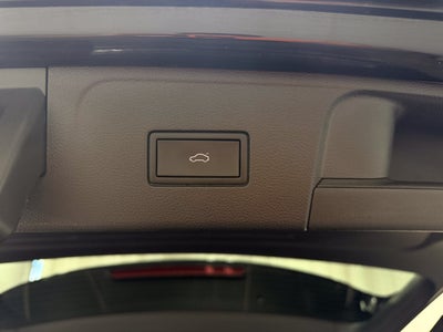 2024 Volkswagen Atlas 2.0T Peak Edition SEL