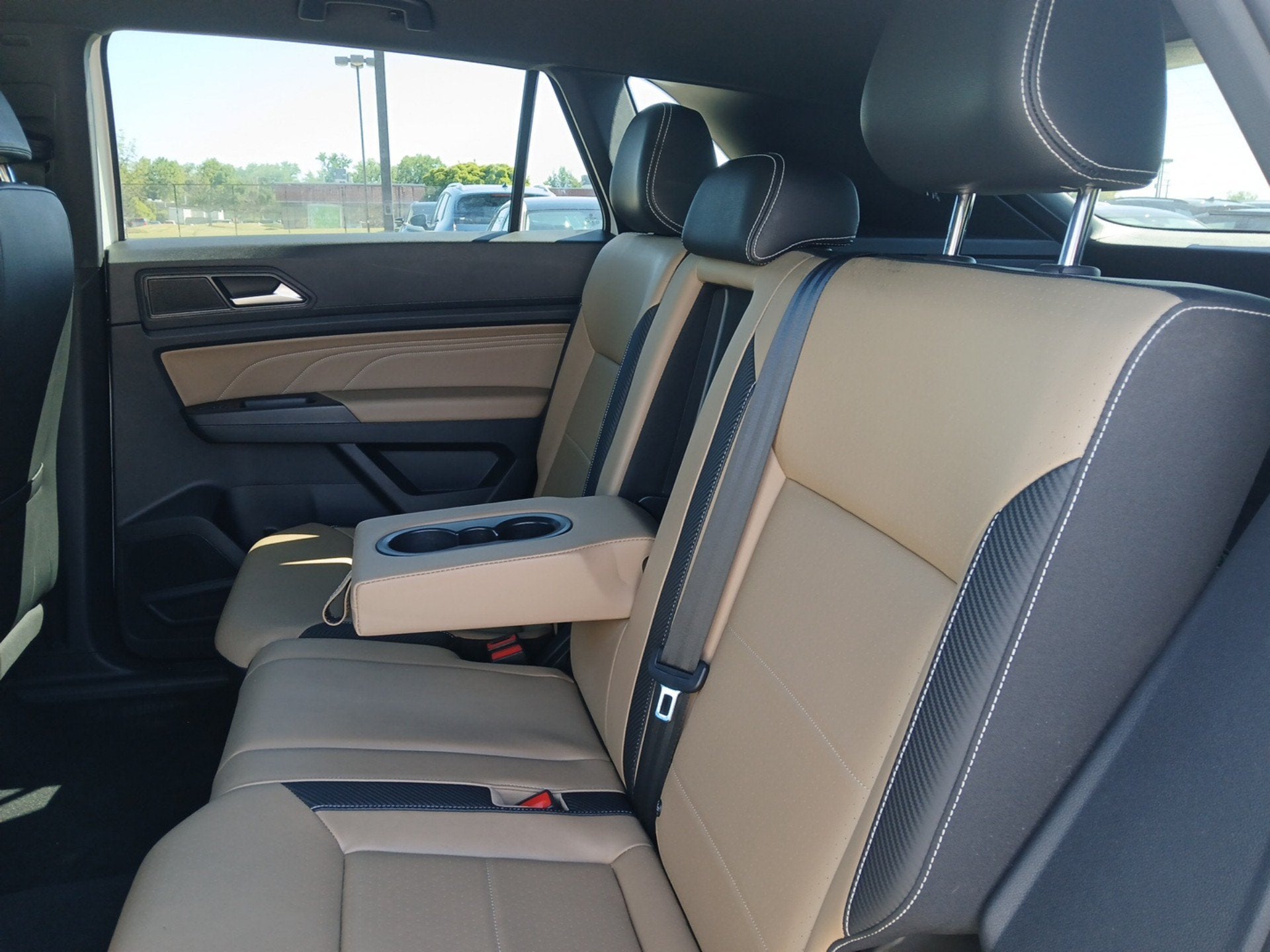 2023 Volkswagen Atlas Cross Sport 2.0T SE w/Technology