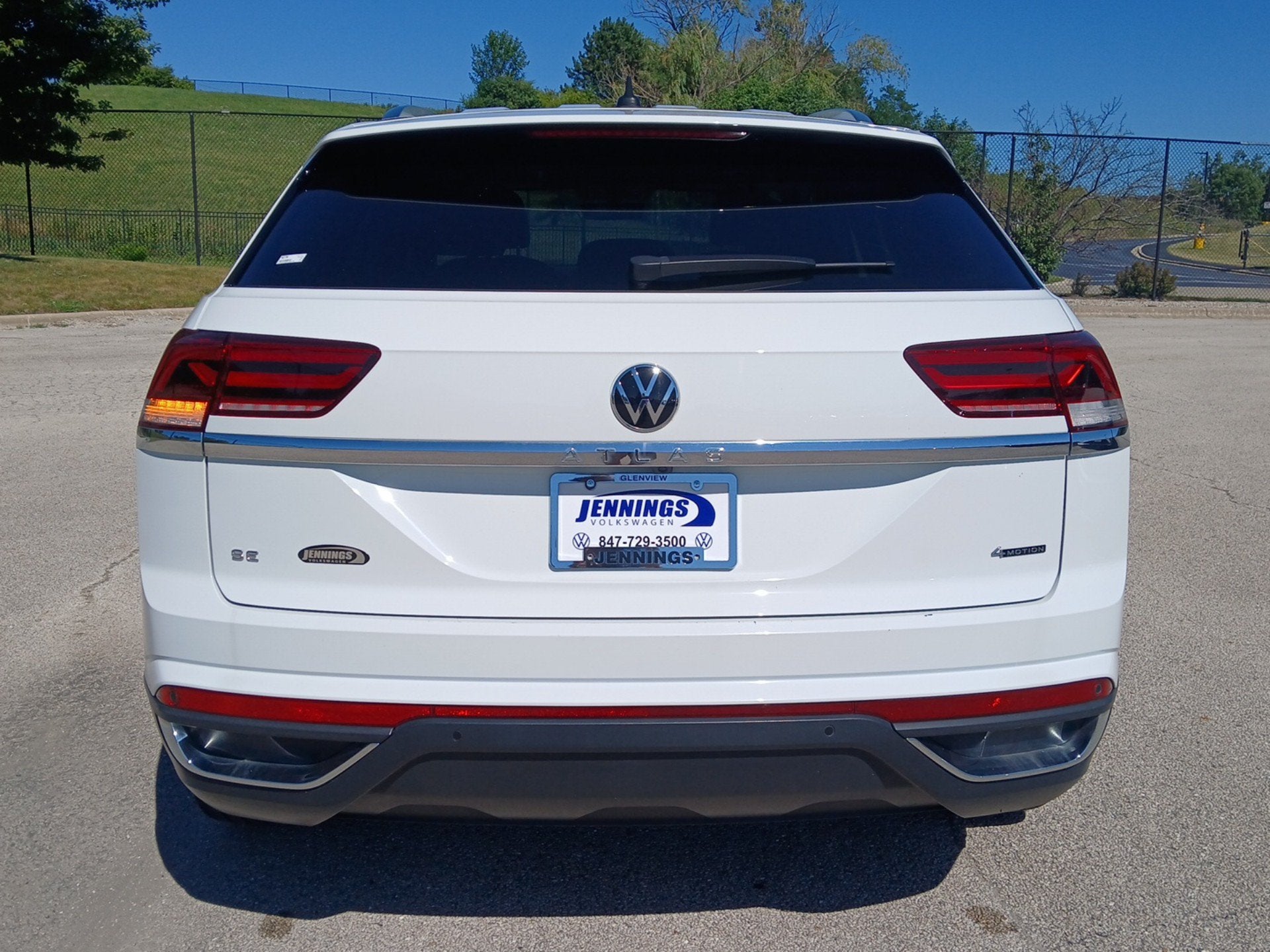 2023 Volkswagen Atlas Cross Sport 2.0T SE w/Technology