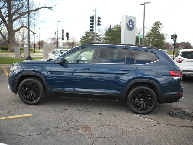 2022 Volkswagen Atlas 2.0T SE w/Technology
