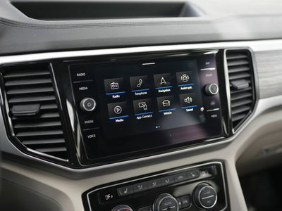 2022 Volkswagen Atlas 2.0T SE w/Technology