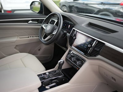 2022 Volkswagen Atlas 2.0T SE w/Technology