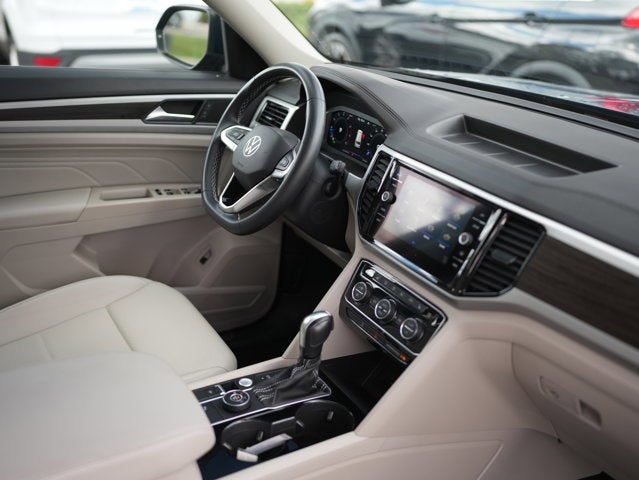 2022 Volkswagen Atlas 2.0T SE w/Technology