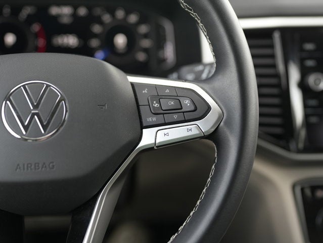 2022 Volkswagen Atlas 2.0T SE w/Technology