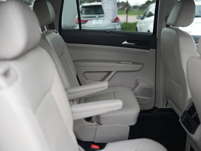 2022 Volkswagen Atlas 2.0T SE w/Technology