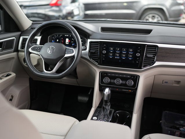 2022 Volkswagen Atlas 2.0T SE w/Technology