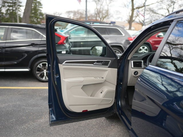 2022 Volkswagen Atlas 2.0T SE w/Technology