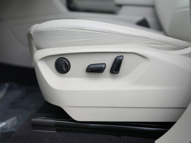 2022 Volkswagen Atlas 2.0T SE w/Technology