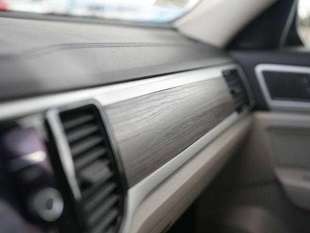 2022 Volkswagen Atlas 2.0T SE w/Technology