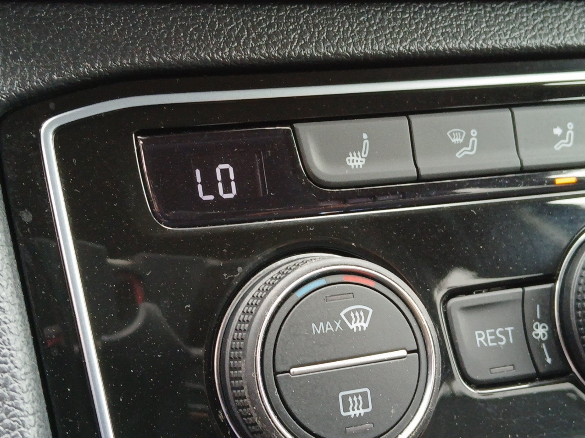2023 Volkswagen Atlas 2.0T SE w/Technology