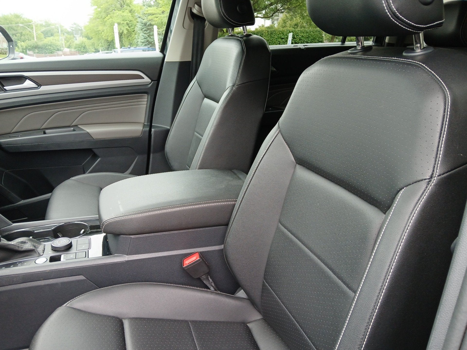 2023 Volkswagen Atlas 2.0T SE w/Technology