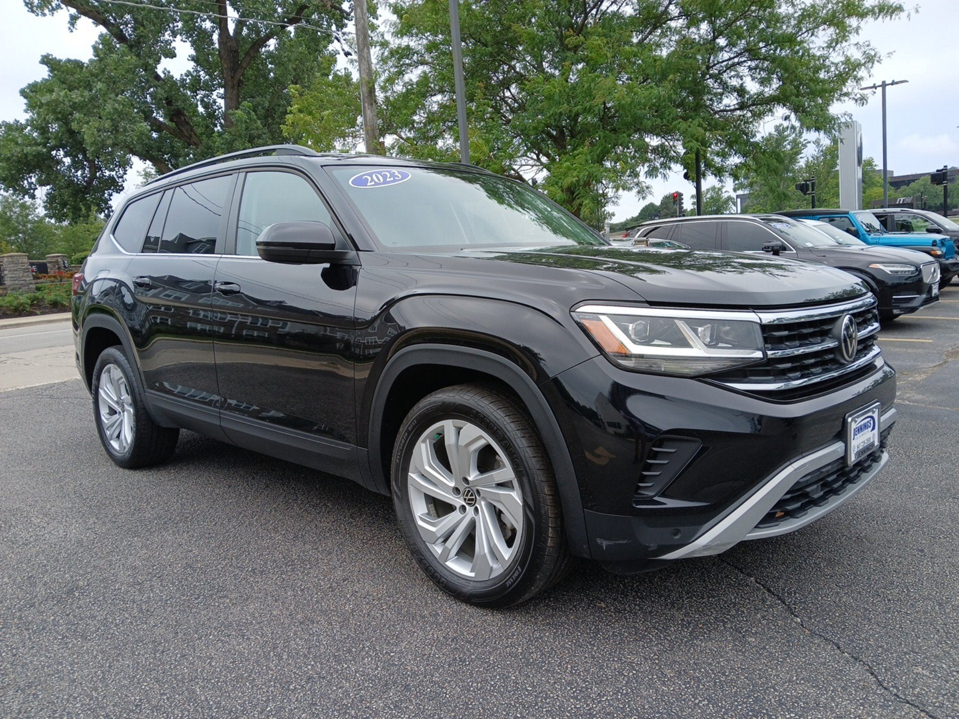 2023 Volkswagen Atlas 2.0T SE w/Technology