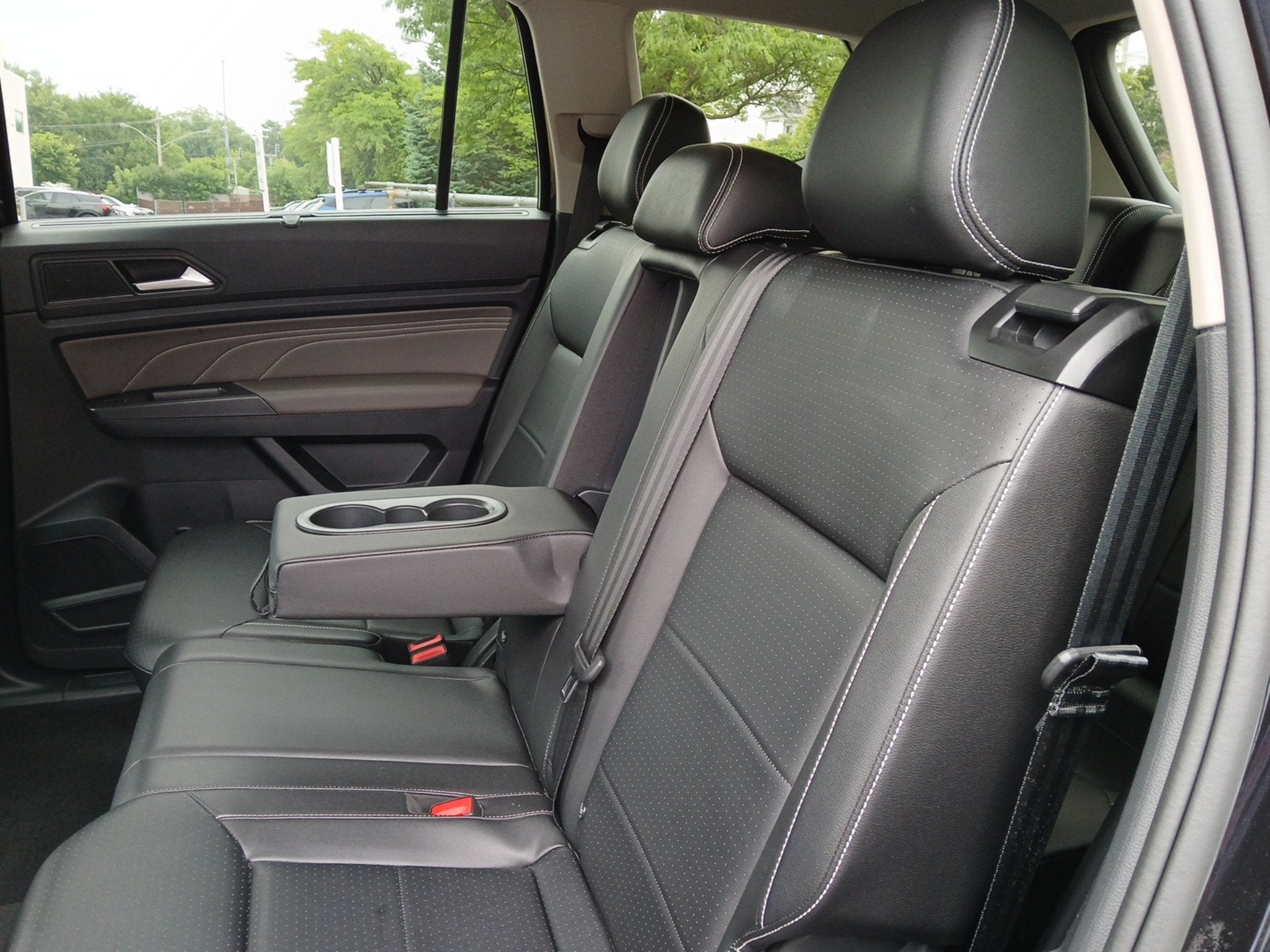 2023 Volkswagen Atlas 2.0T SE w/Technology