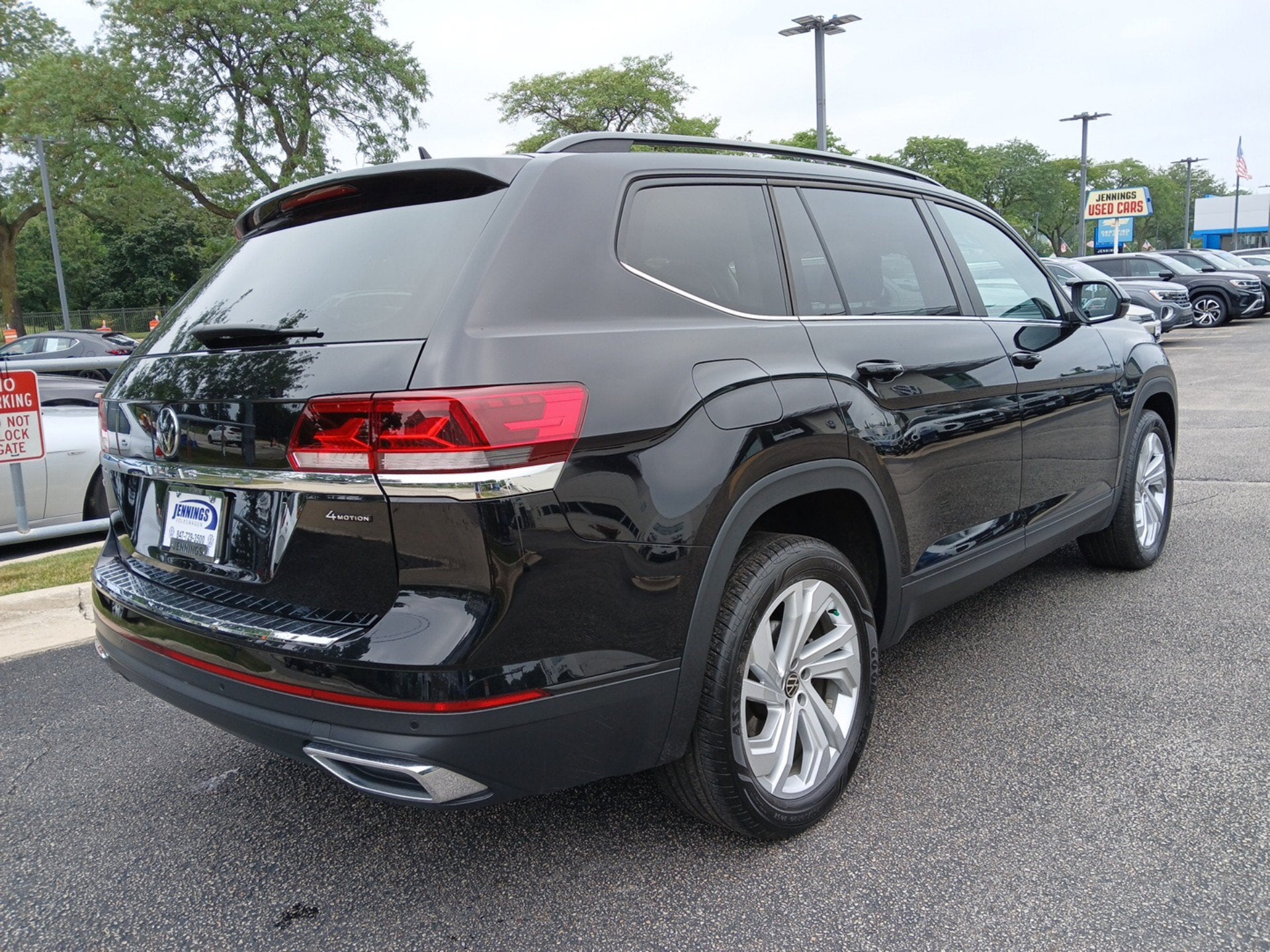 2023 Volkswagen Atlas 2.0T SE w/Technology