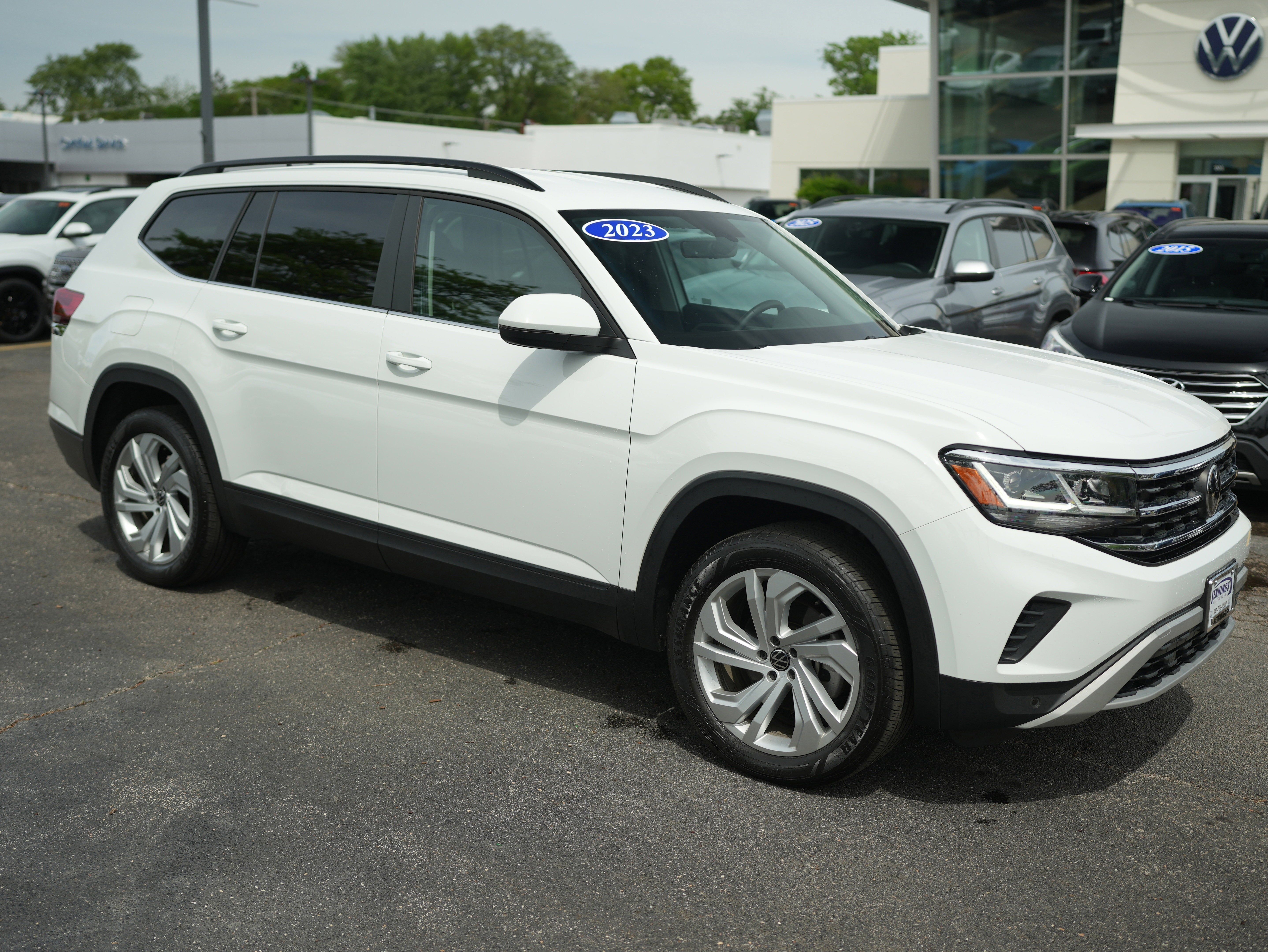 2023 Volkswagen Atlas 2.0T SE w/Technology