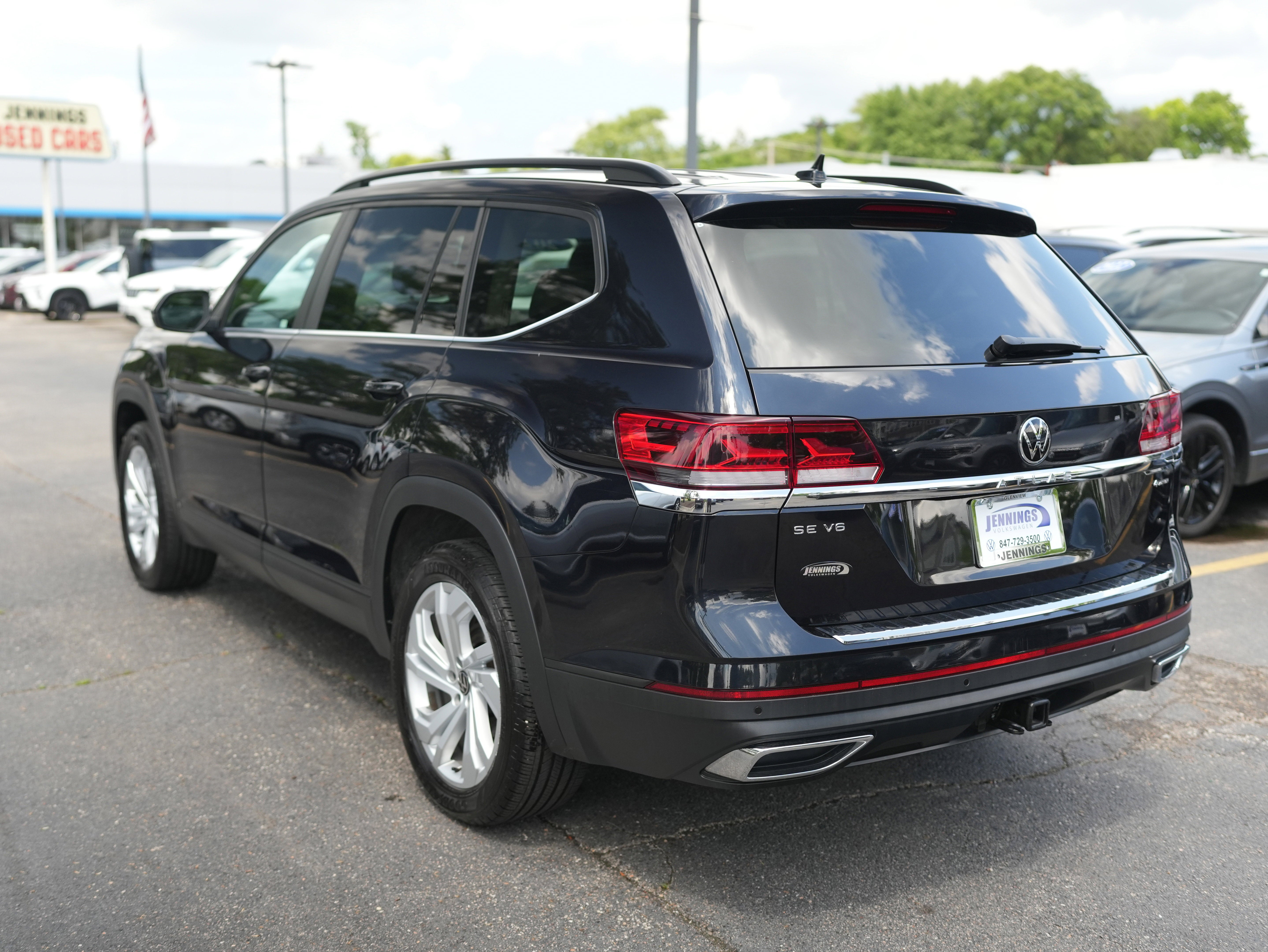 2023 Volkswagen Atlas 3.6L V6 SE w/Technology