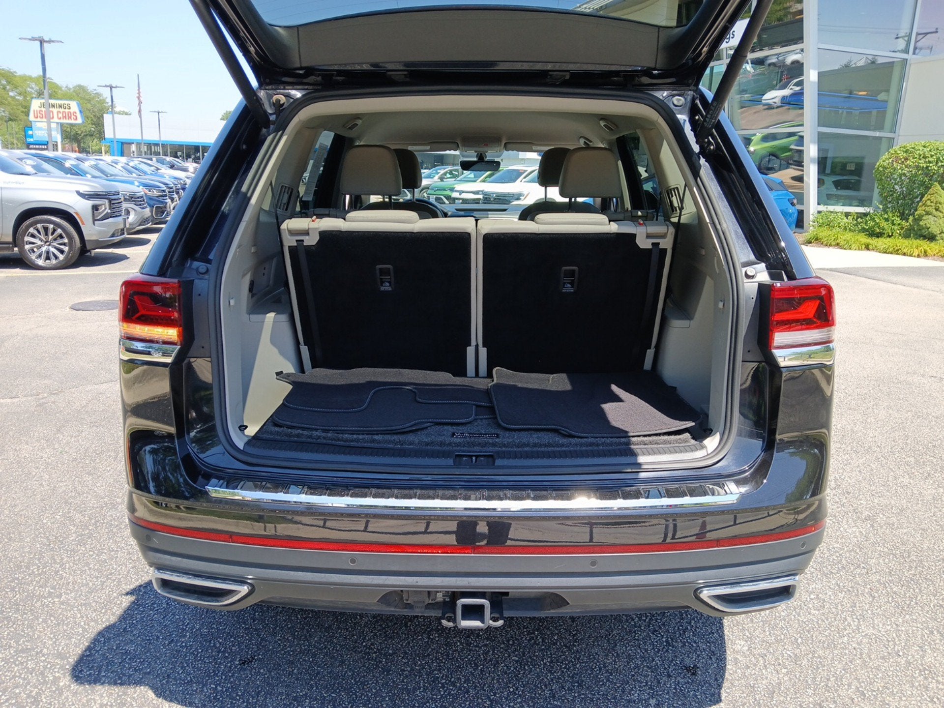 2023 Volkswagen Atlas 3.6L V6 SE w/Technology