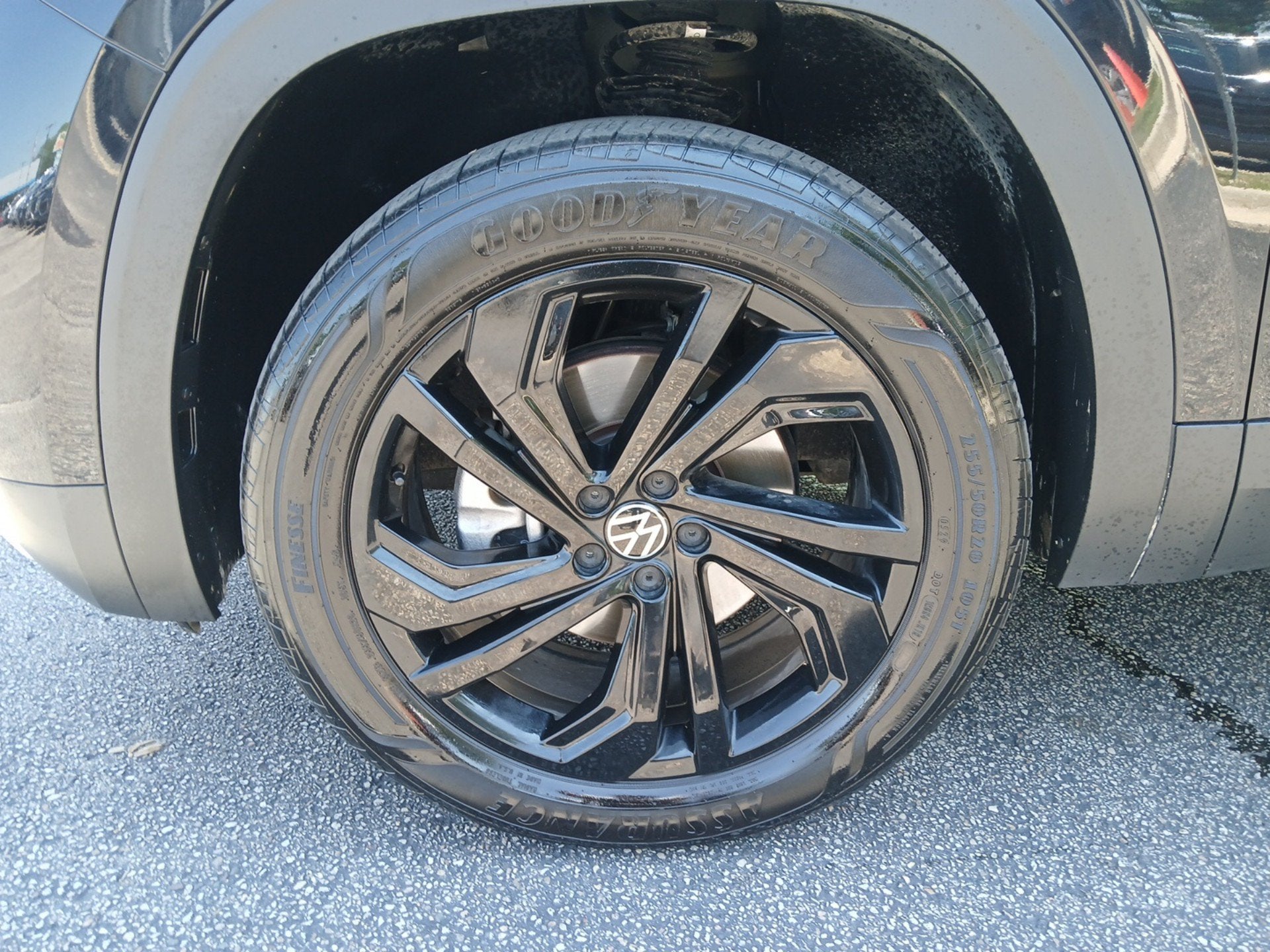 2023 Volkswagen Atlas 3.6L V6 SE w/Technology