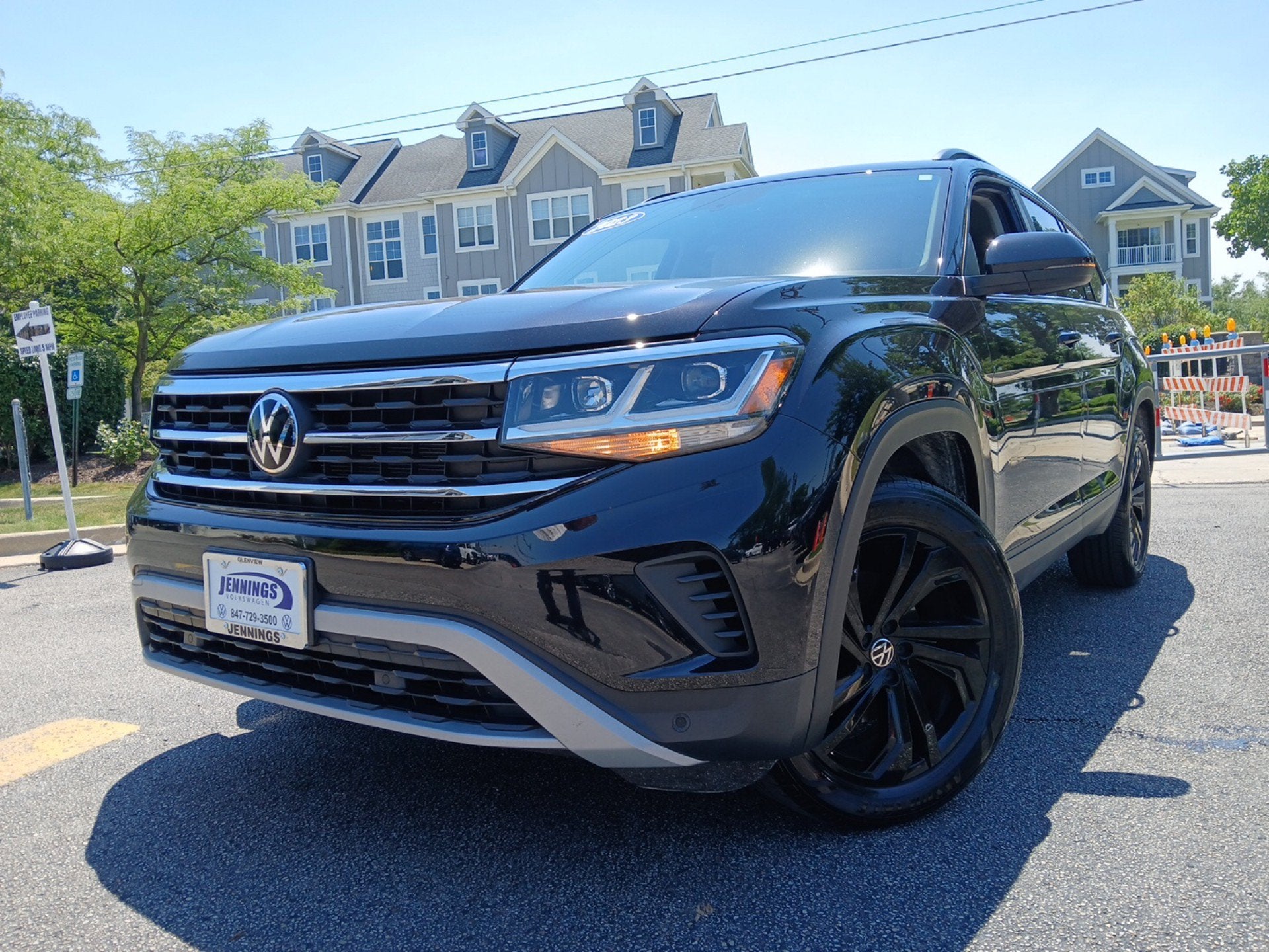 2023 Volkswagen Atlas 3.6L V6 SE w/Technology