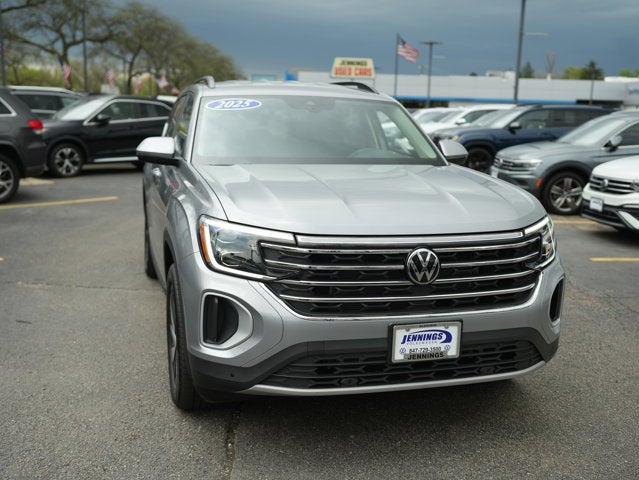 2025 Volkswagen Atlas 2.0T SE w/Technology