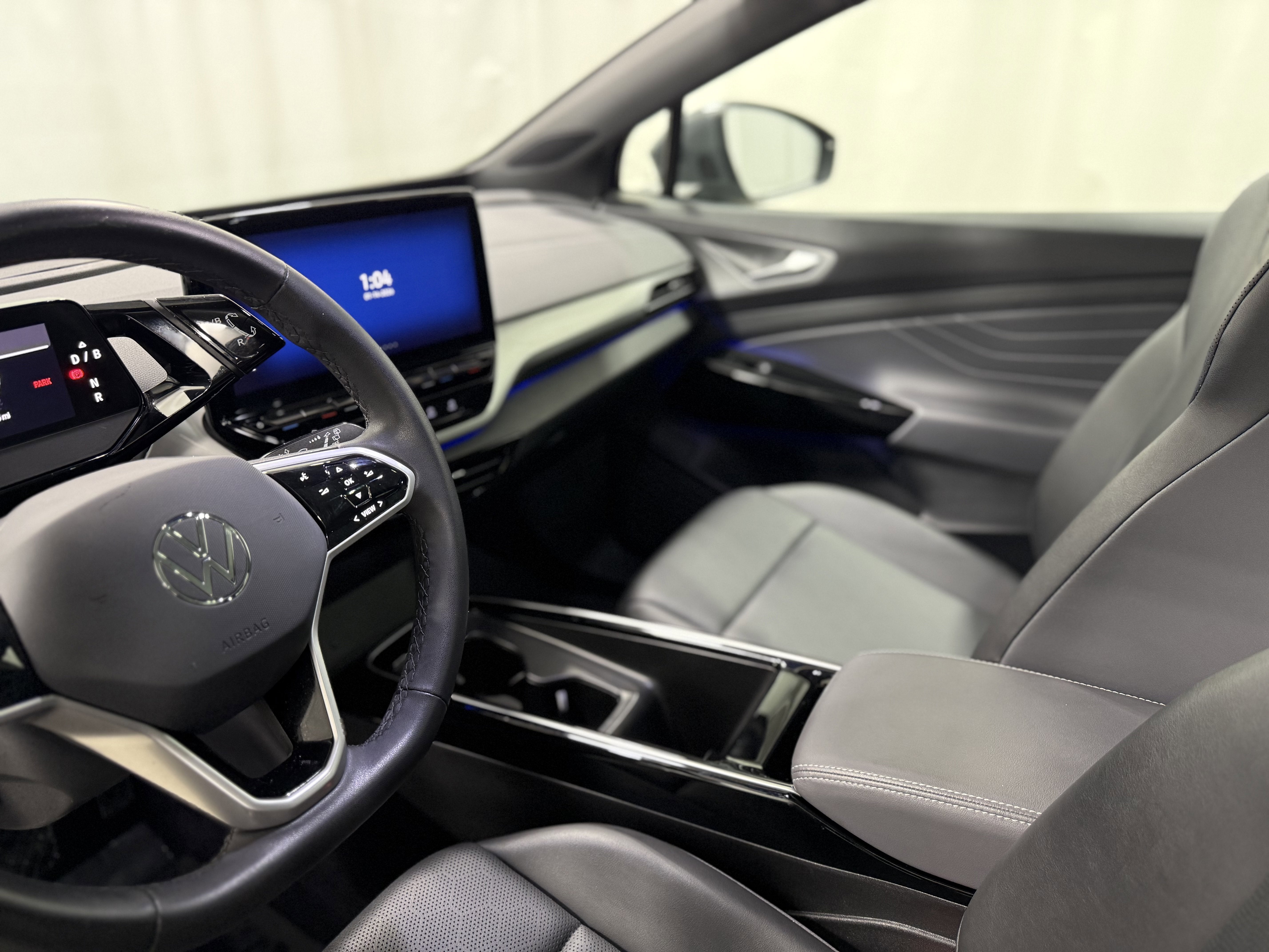 2023 Volkswagen ID.4 Pro S Plus