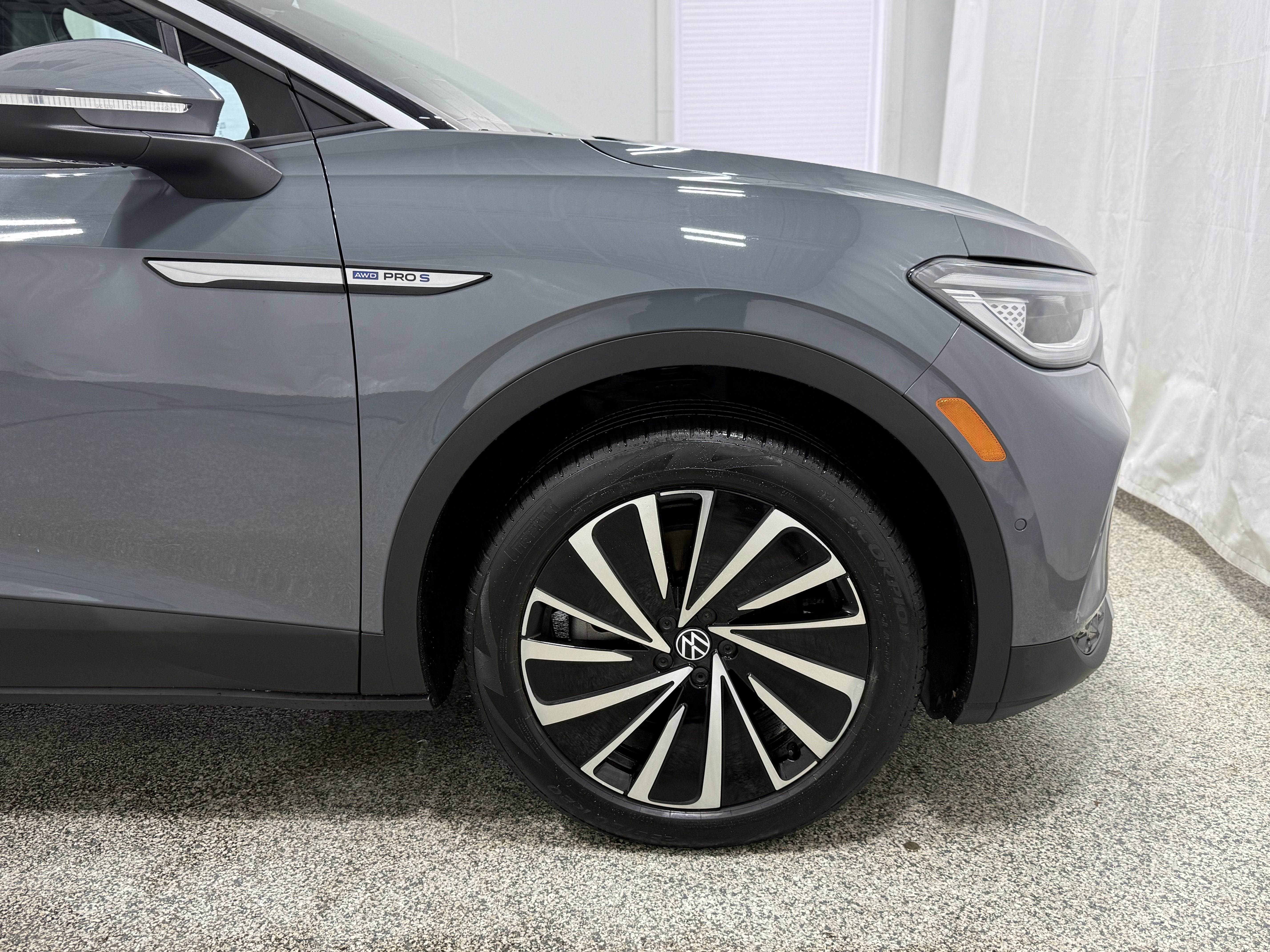 2023 Volkswagen ID.4 Pro S Plus