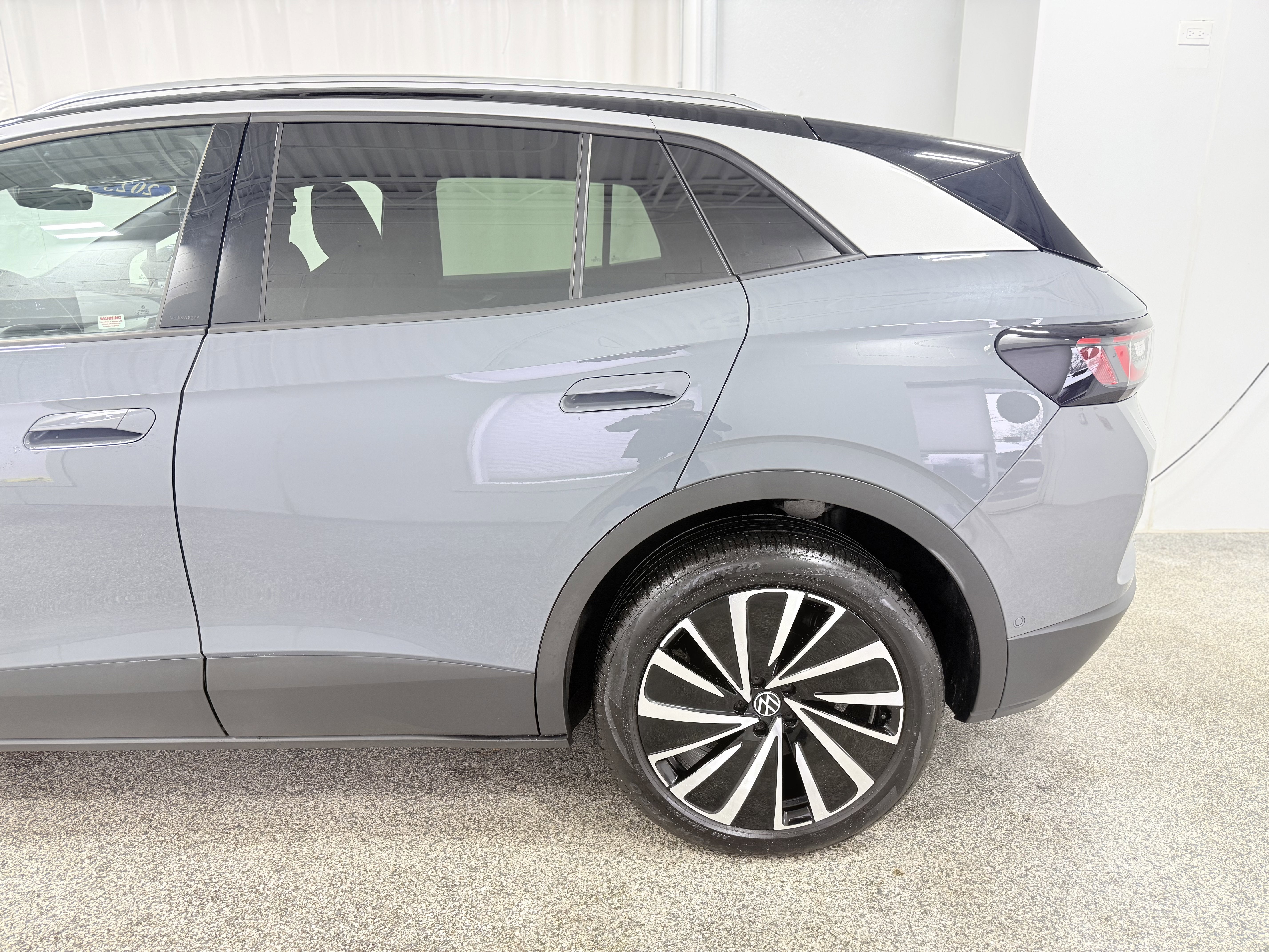 2023 Volkswagen ID.4 Pro S Plus