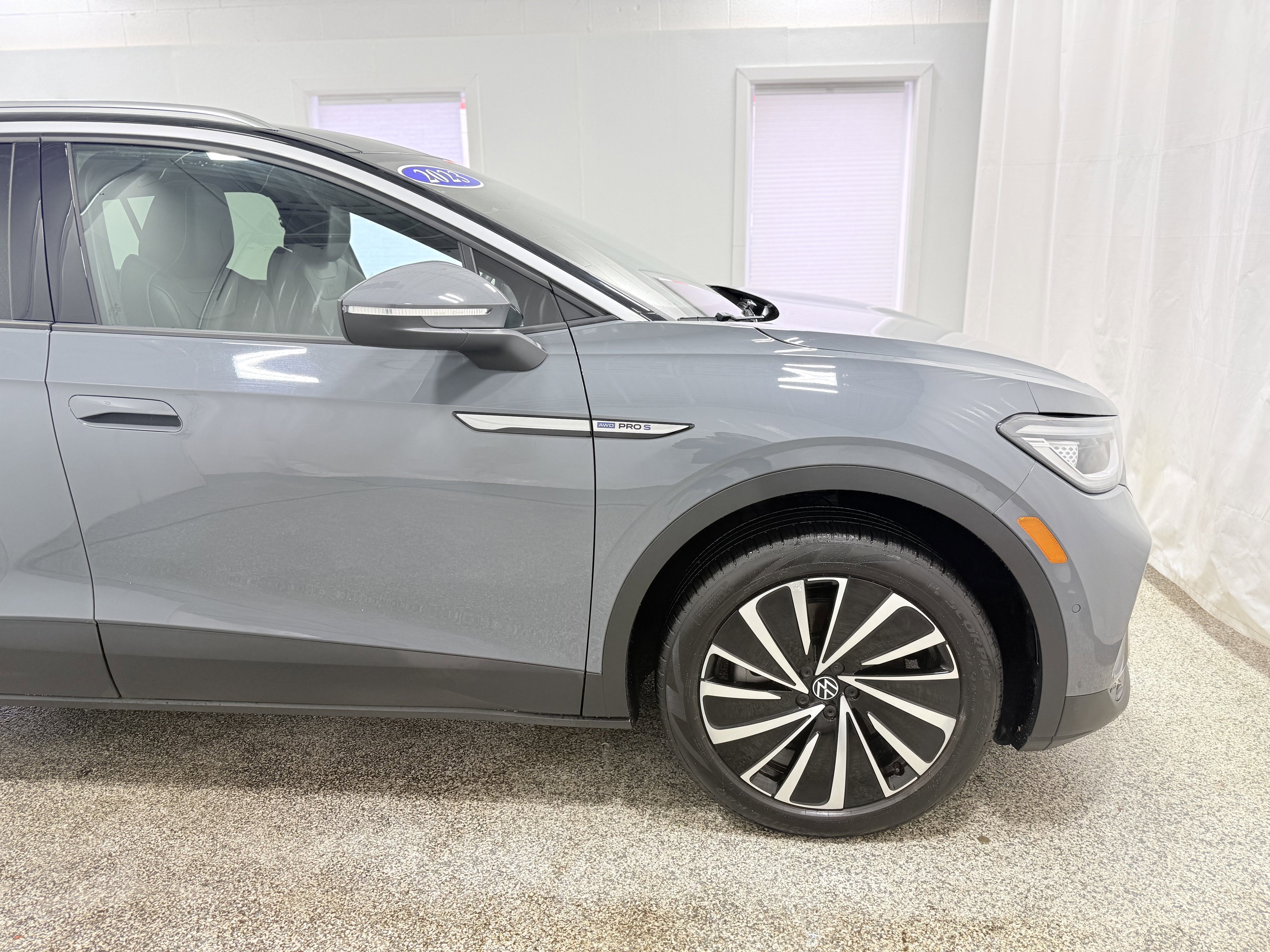 2023 Volkswagen ID.4 Pro S Plus