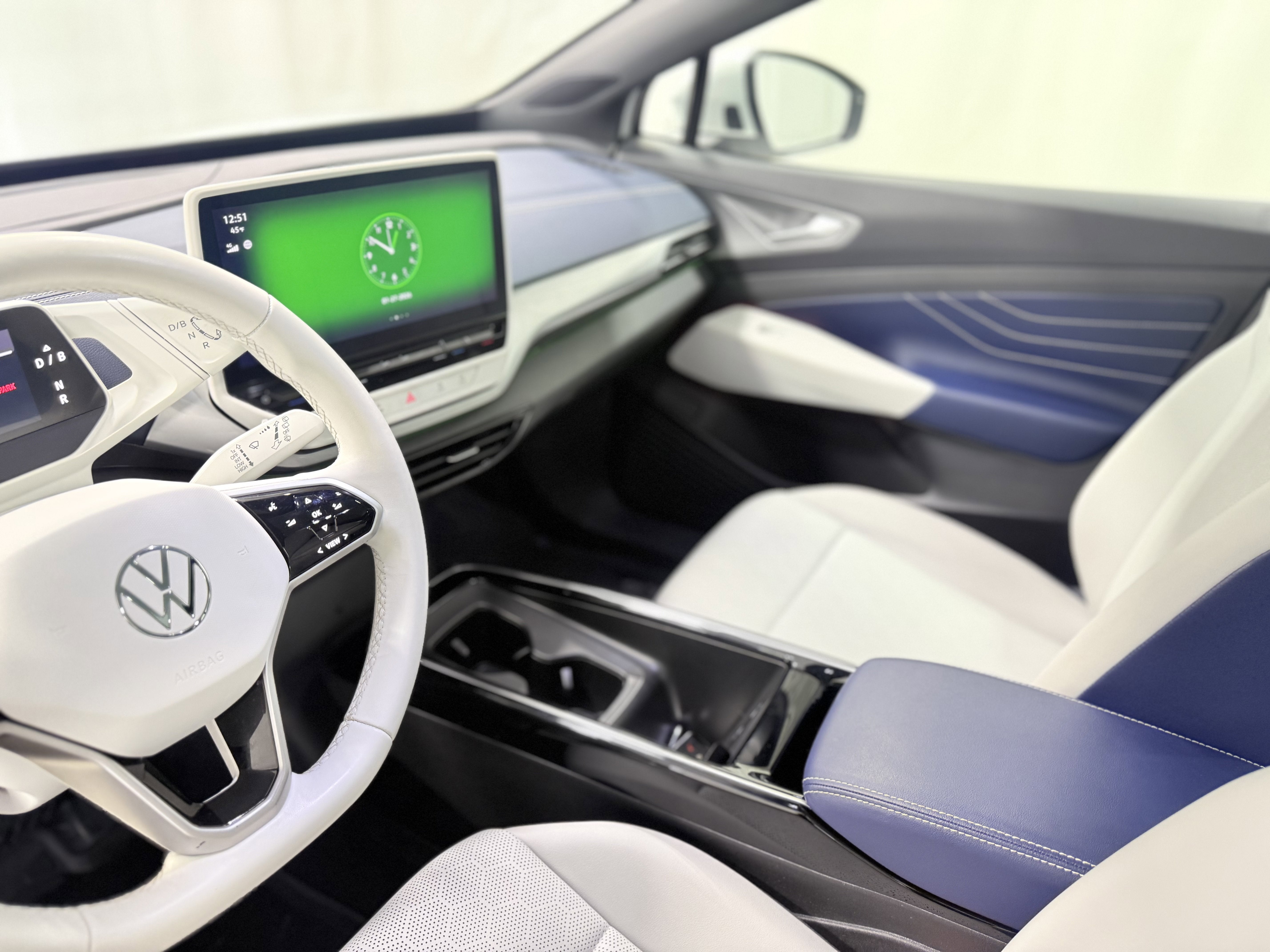 2023 Volkswagen ID.4 Pro S Plus