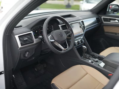 2022 Volkswagen Atlas Cross Sport 2.0T SE w/Technology