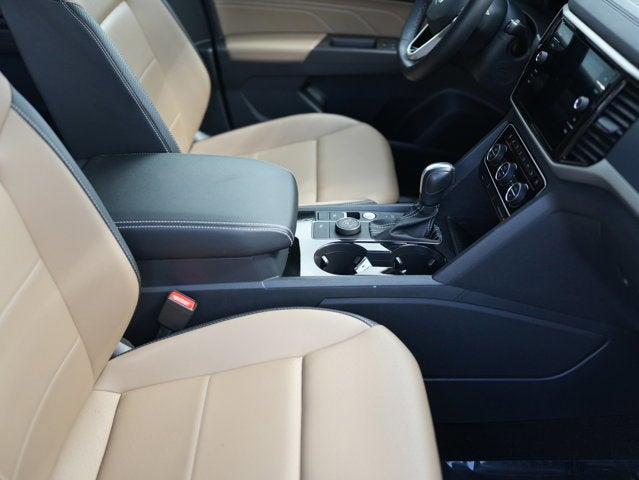 2022 Volkswagen Atlas Cross Sport 2.0T SE w/Technology