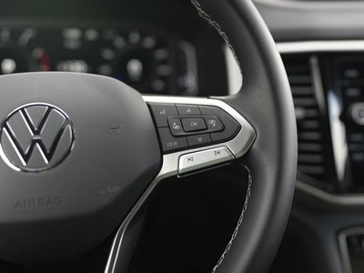 2022 Volkswagen Atlas Cross Sport 2.0T SE w/Technology